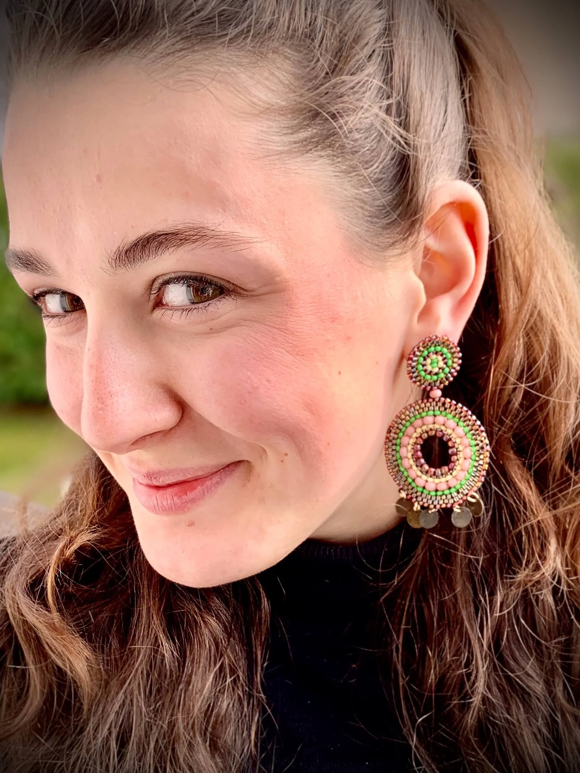 frohlotte-ohrringe-gabi glamour-upgecycleter schmuck4.jpeg