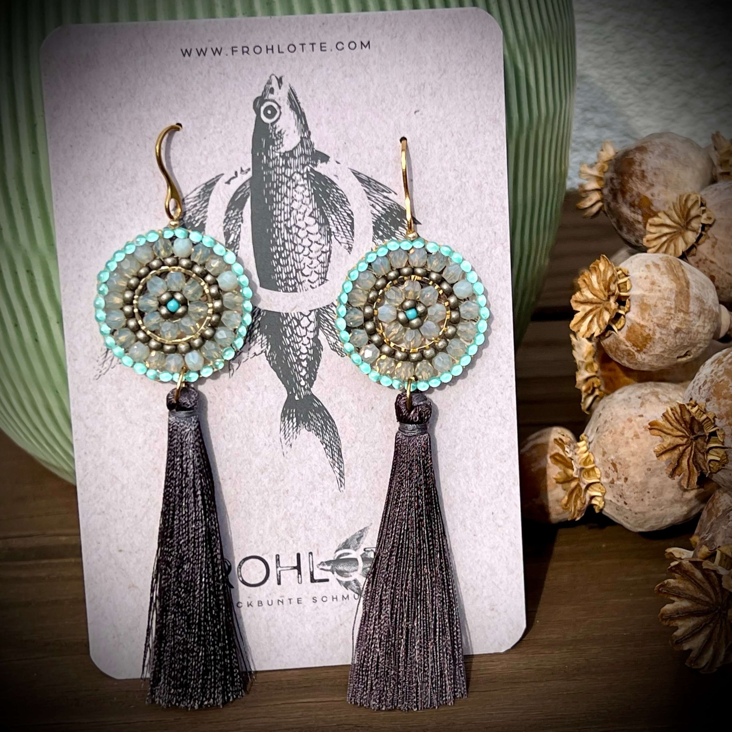 frohlotte-ohrringe-gabi glamour-upgecycleter schmuck9.jpeg