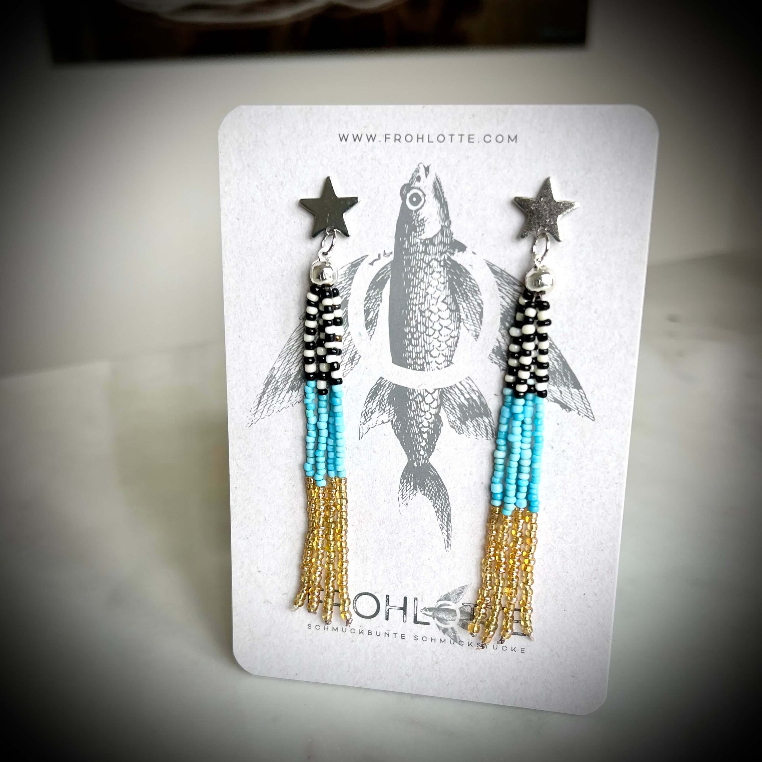 frohlotte-ohrringe-lange lara-upgecycleter schmuck1.jpeg