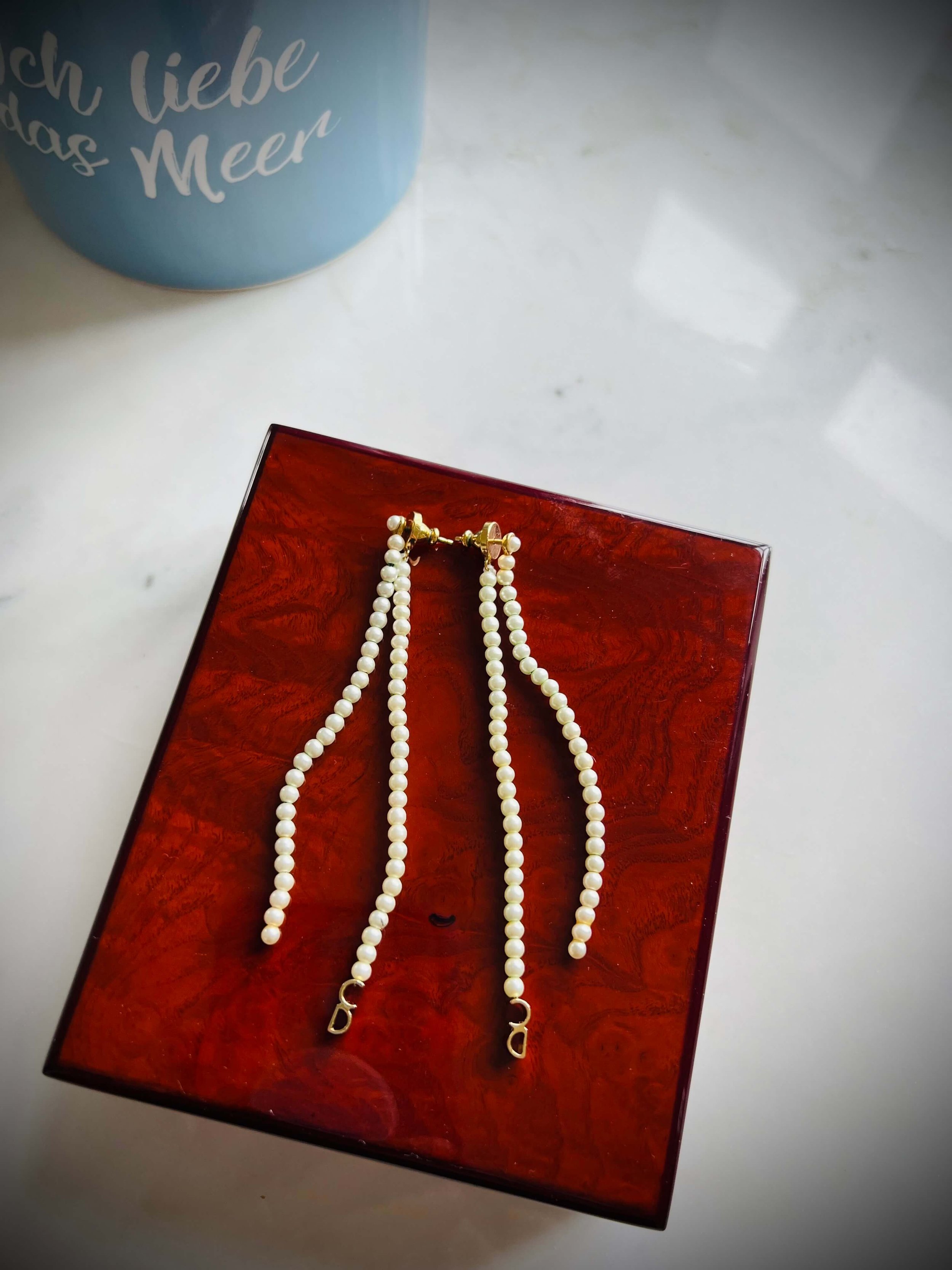 frohlotte-ohrringe-lange lara-upgecycleter schmuck3.jpeg