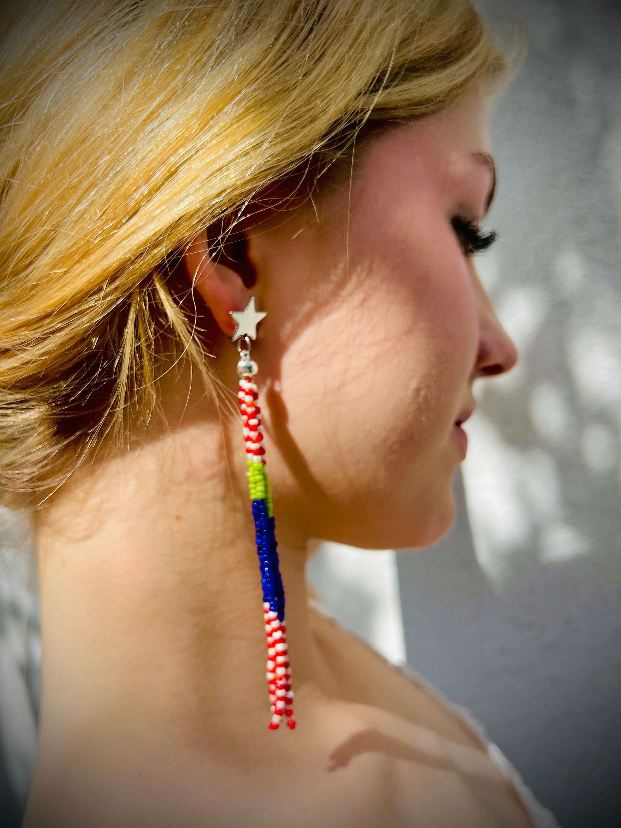 frohlotte-ohrringe-lange lara-upgecycleter schmuck4.jpeg