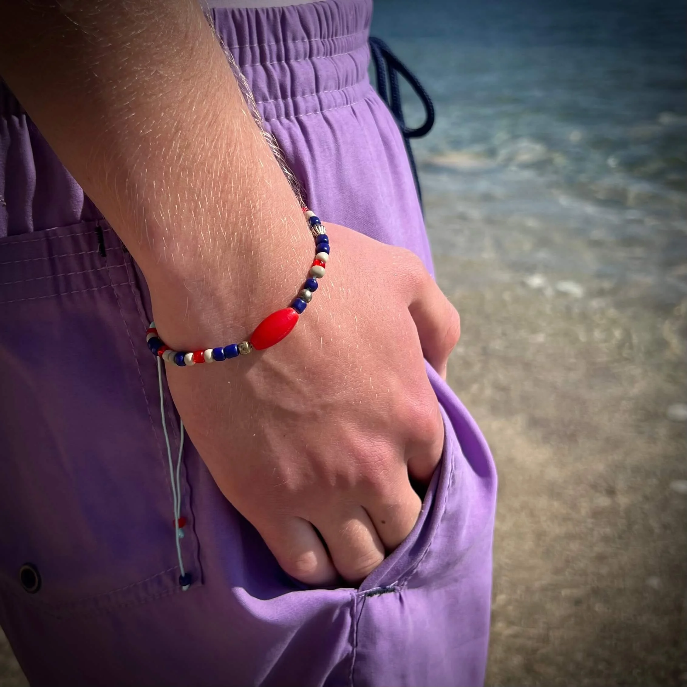 frohlotte-armband-carlo-upgecycleter schmuck 1.jpeg