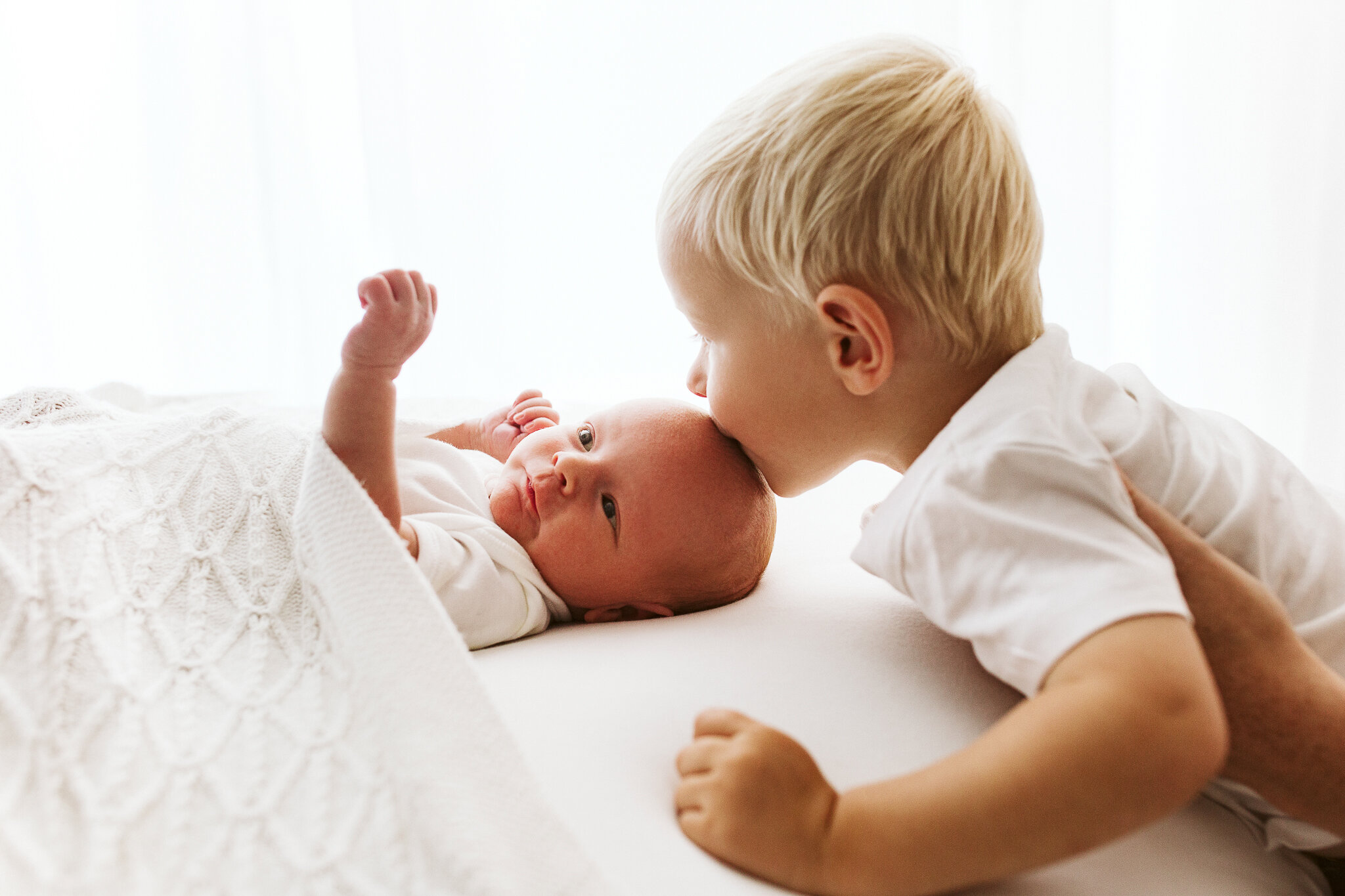 084_webnewborn2019.jpg