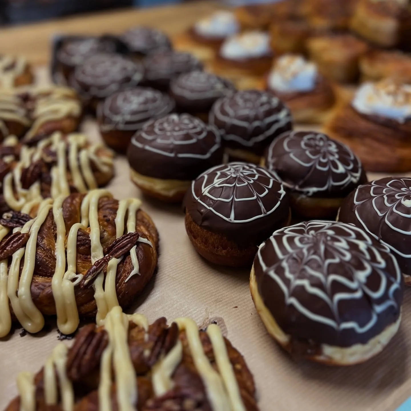Today&rsquo;s spread

MAPLE PECAN TWIST
Maple glaze, roasted pecans

&ldquo;NOT ELLA&rdquo; FILLED DONUT
Chocolate, hazelnut spread

BLACKBERRY &amp; RASPBERRY TWIST

MISTAKE PIE
Croissant base, apple, crumble, cream, plum jam

SAVOURY CROISSANT
Kimc