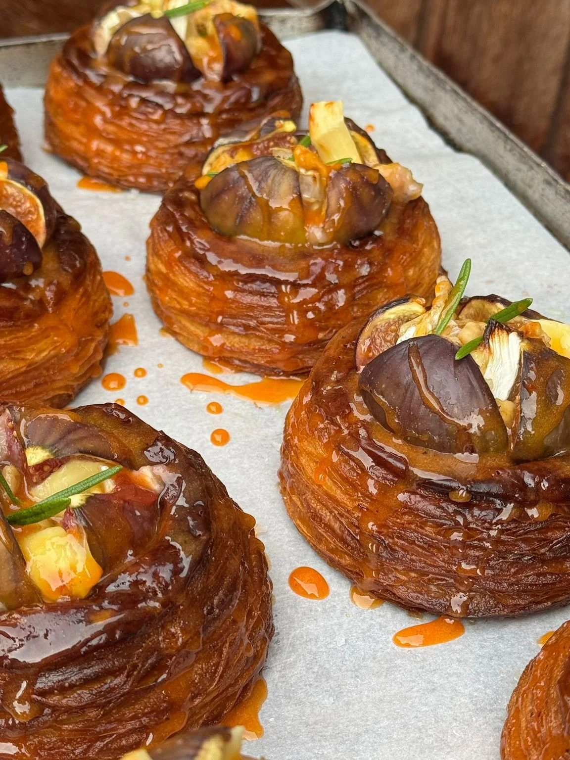 You&rsquo;re gonna have to step aside cos we need time alone in a room with this.

 Fig, brie, walnut, hot honey danish

📸 @chinnalm