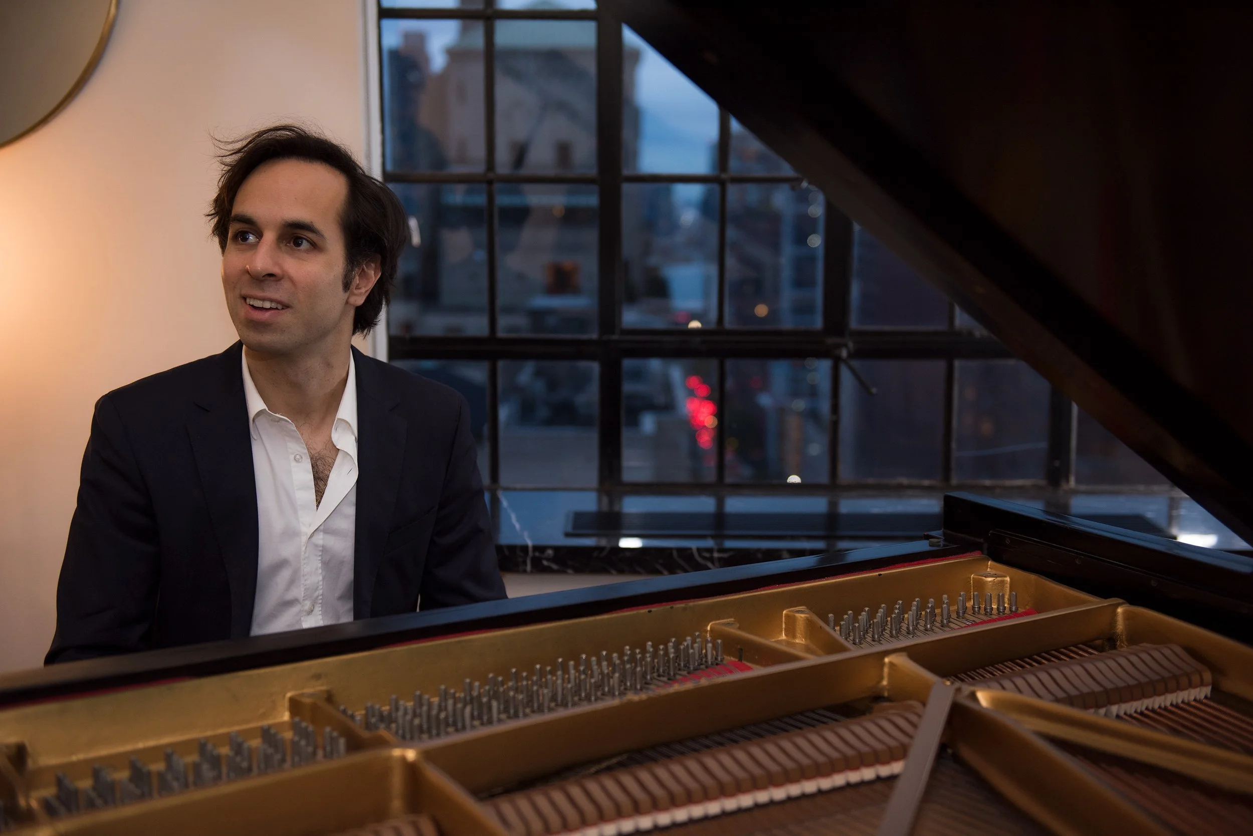 Cyrus von Hochstetter w. special guests Louis Arques, Henry Griffin