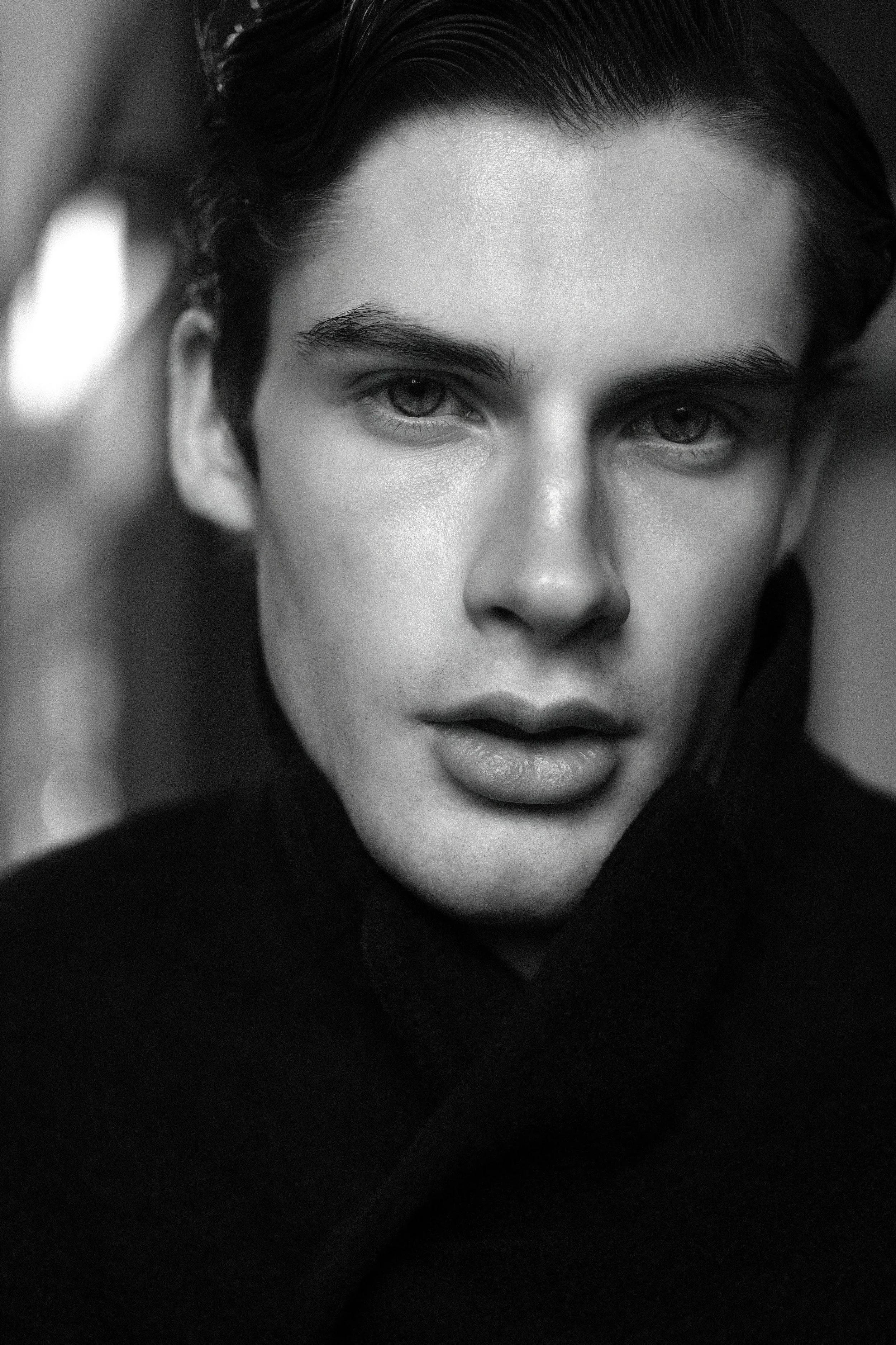 5-niklas-main-book.jpg