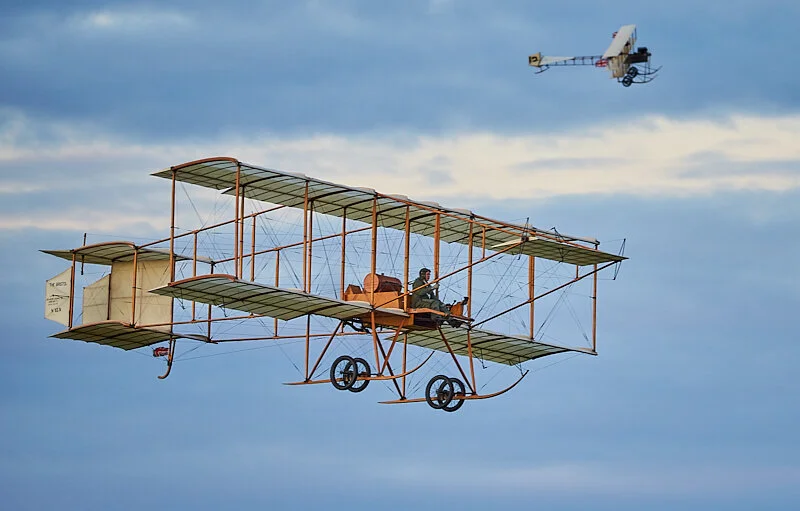 _Z5Q0664 Flying Proms 2015 focus stacking.jpg