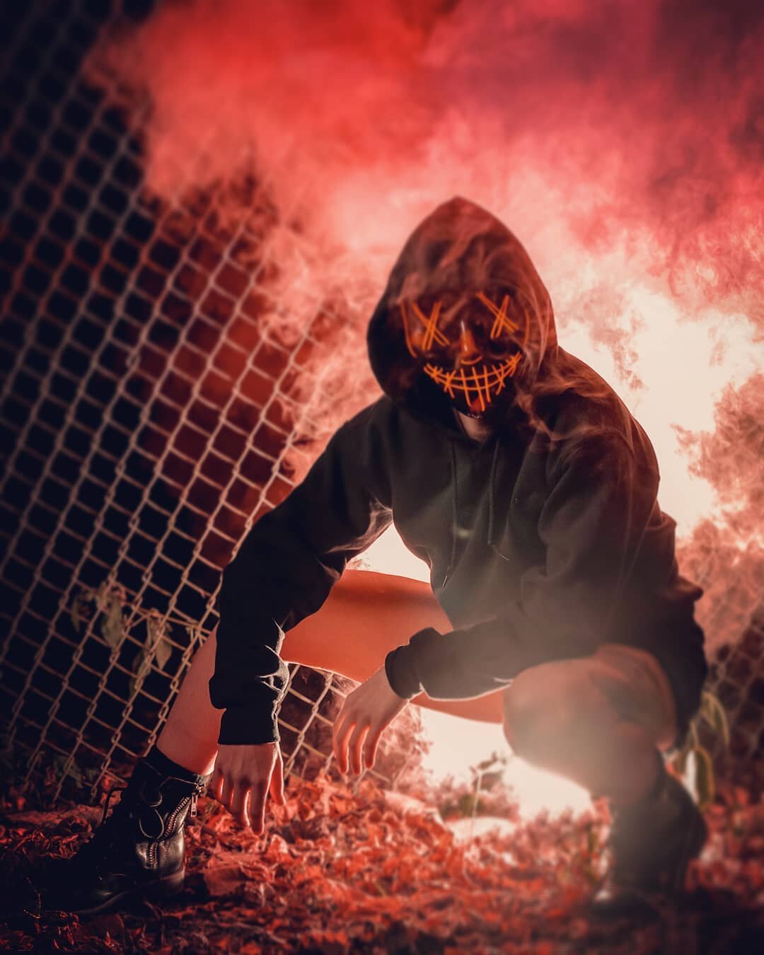 A different vibe
@bajabroncobabe
.
.
.
.
#halloween #smokebomb #smoke #cincinnati #thepurge