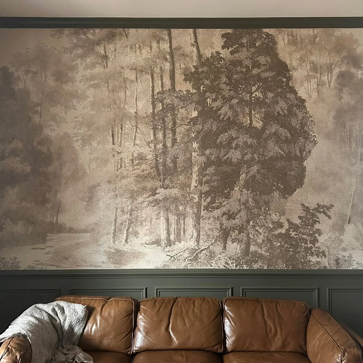 Interior Repaint Project &ndash; North Raleigh

I love working in North Raleigh, especially in the Wakefield and Bedford Falls area. This interior repaint project is one of my favorites.

We worked closely with the homeowner to design their office sp