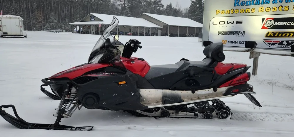 SOLD - 2009 Yamaha Venture GT Snowmobile — Premier Powersports and Marine