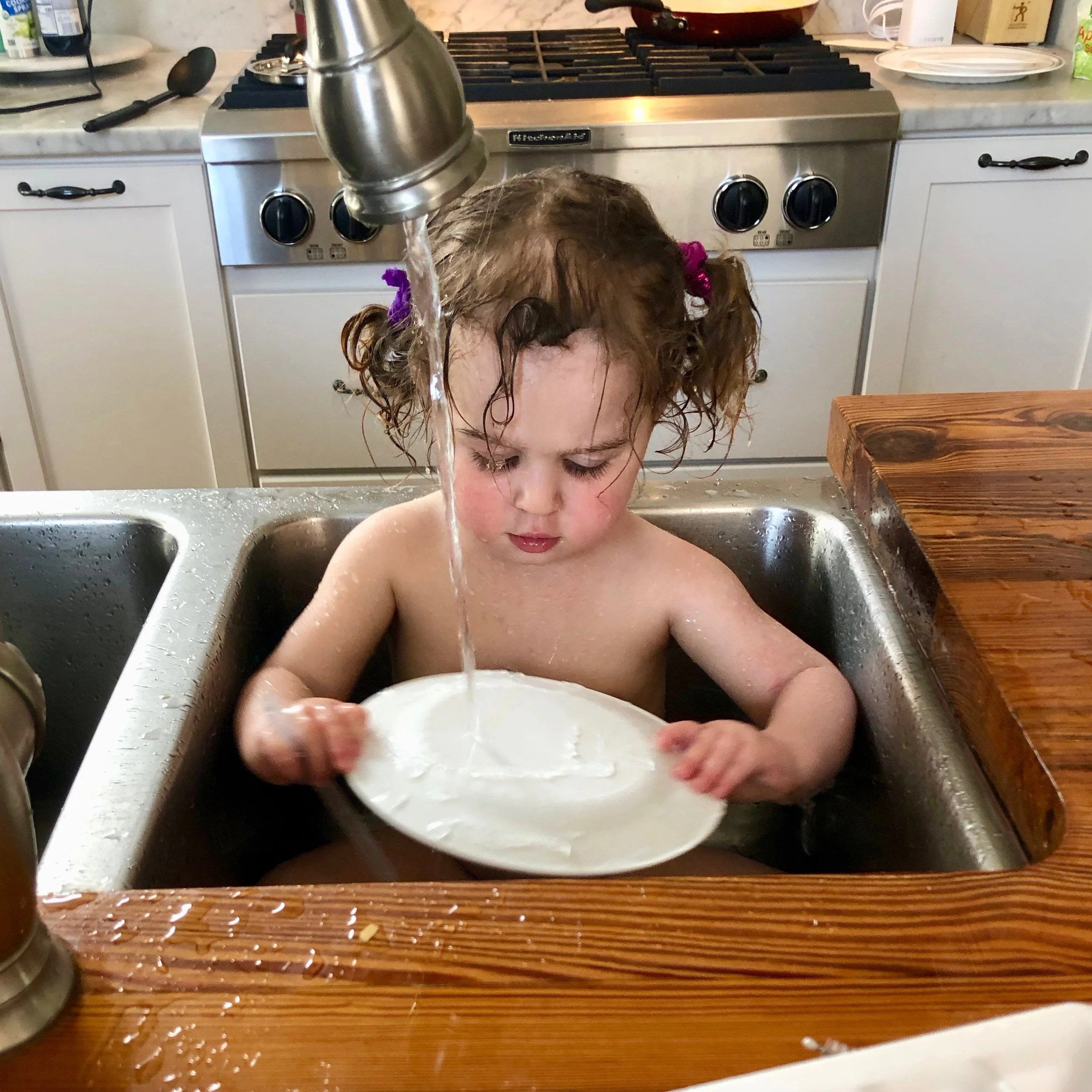 5 tips to make keeping clean with toddlers easier