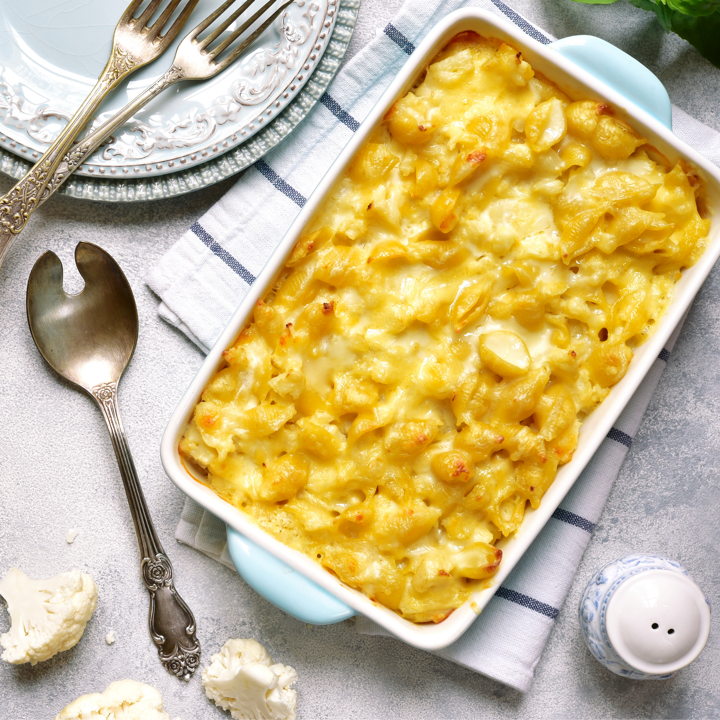 Baked cauliflower mac and cheese