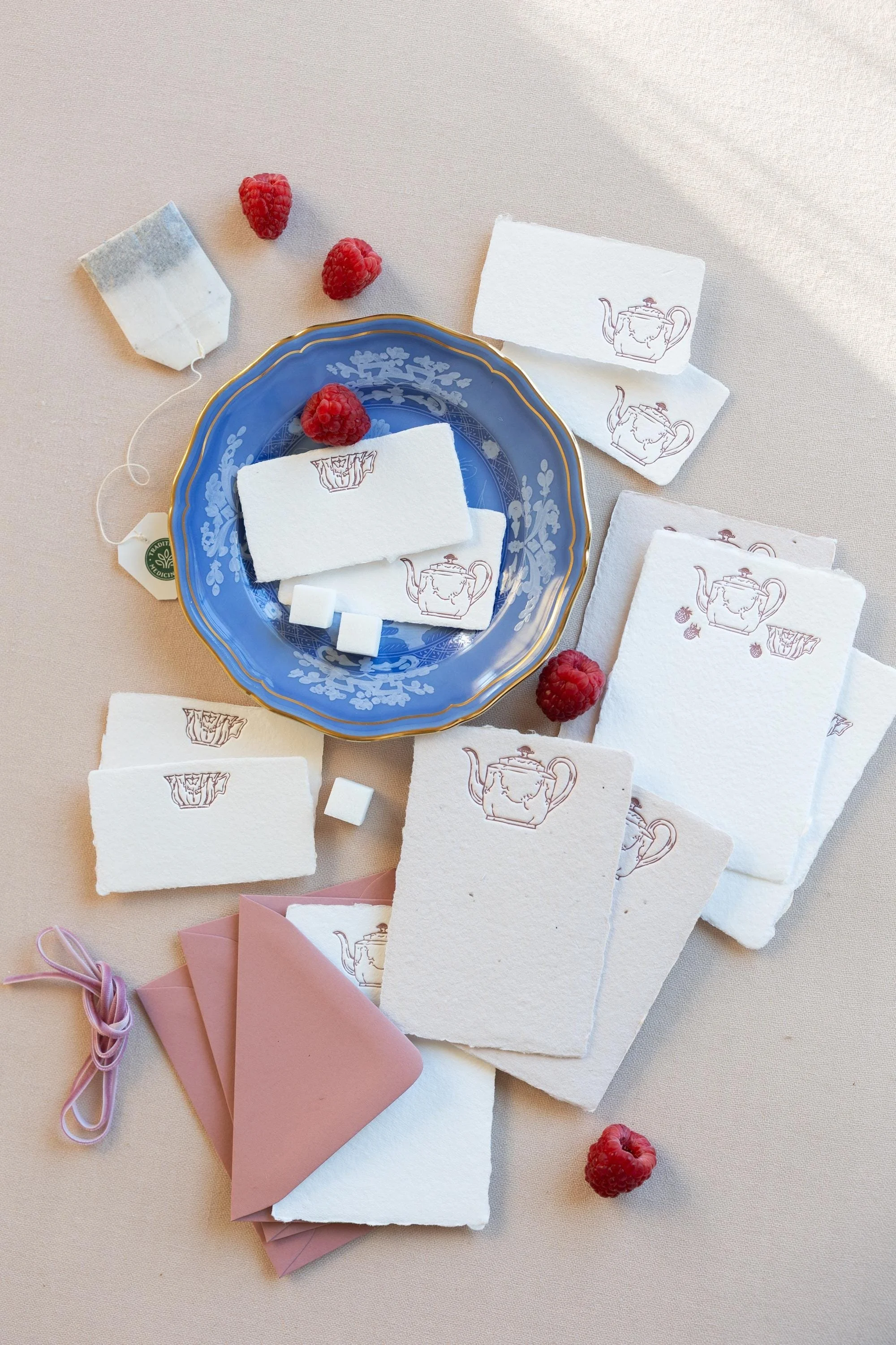 https://i.etsystatic.com/12865899/r/il/1286fd/7713991377/il_fullxfull.7713991377_qdnl.jpg