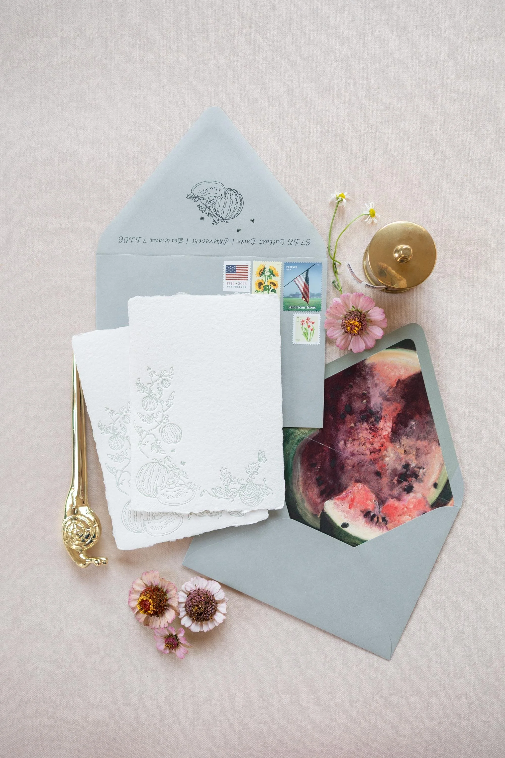 https://i.etsystatic.com/12865899/r/il/b366f2/8222353763/il_fullxfull.8222353763_9b1r.jpg