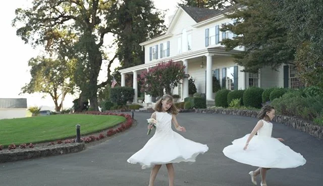 I had such a fun day on-site filming this beautiful wedding at Robert Young Winery. This is a still from the video I created for them - teaser coming soon!⁠
⁠
⁠
⁠
⁠
---------------------------------------------⁠
#wedding #wedding video #weddingvideog