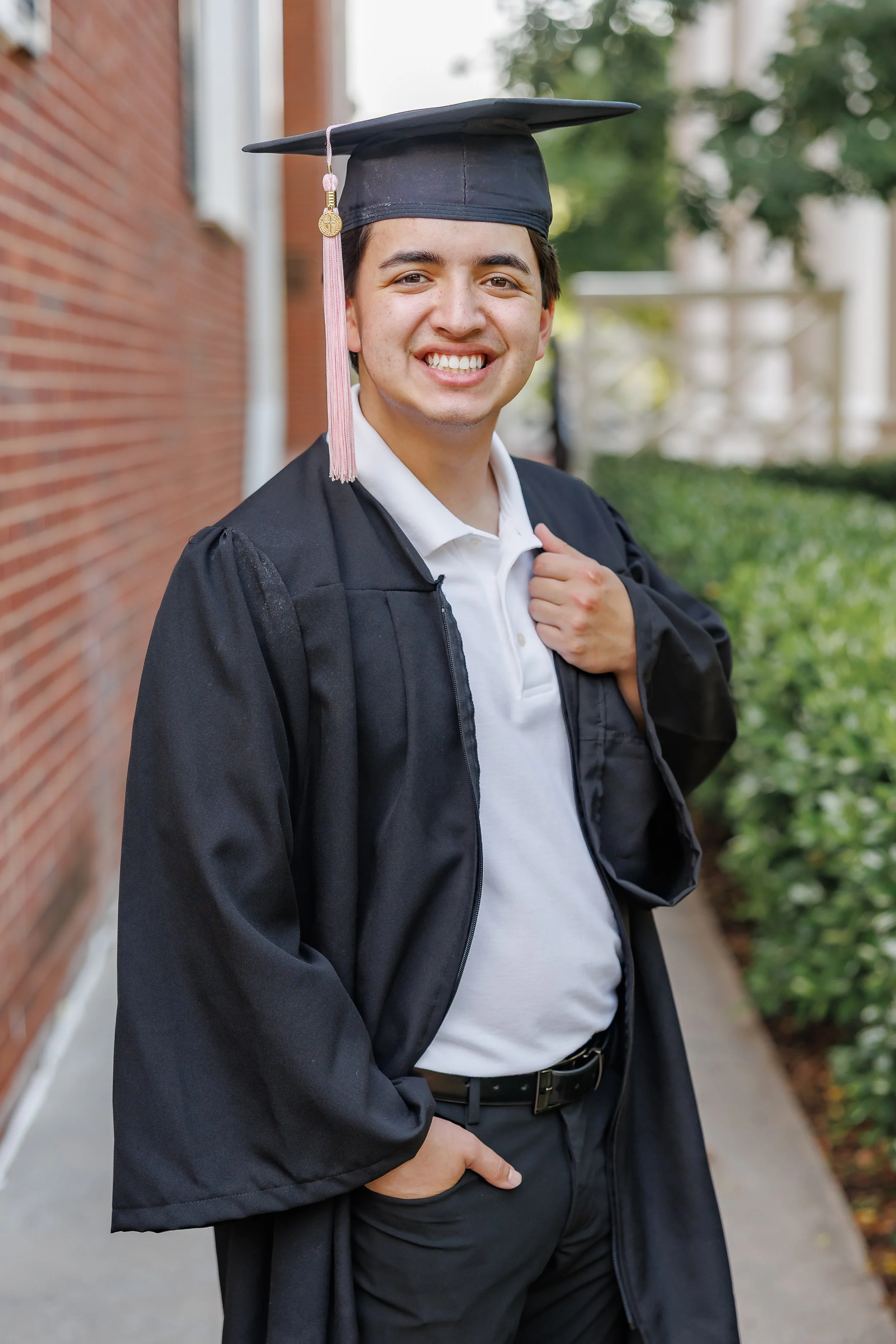 graduation-photo-ideas-to-celebrate-dallas-photographer-senior-photos