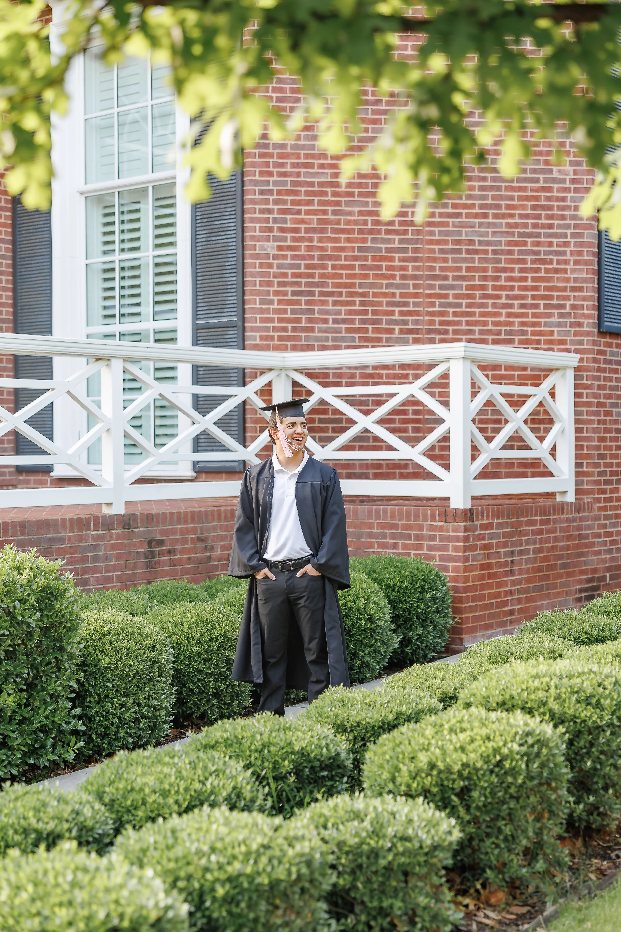 graduation-photo-ideas-to-celebrate-dallas-photographer-graduation-pictures