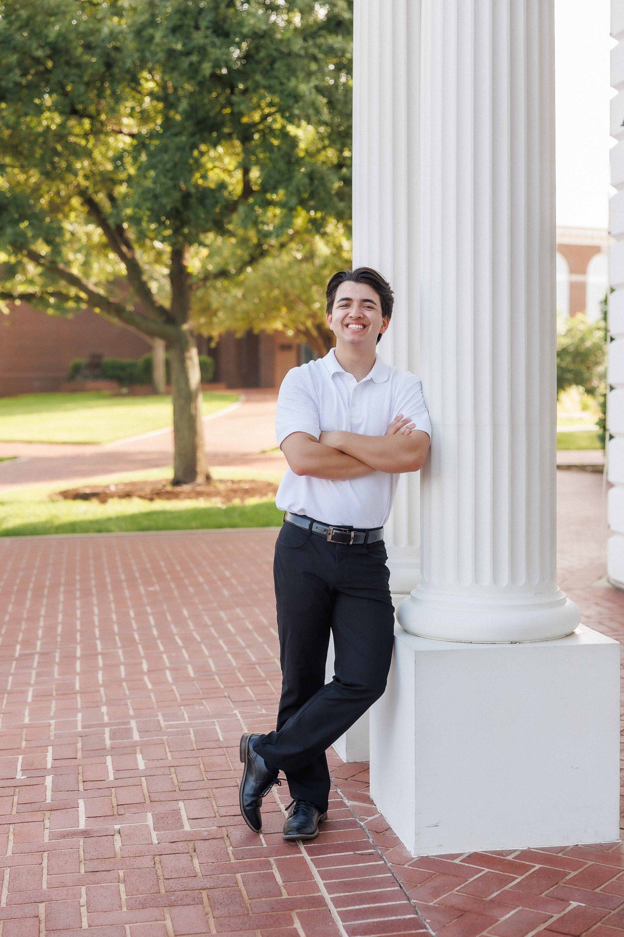 graduation-photo-ideas-to-celebrate-dallas-photographer-college-senior-photos