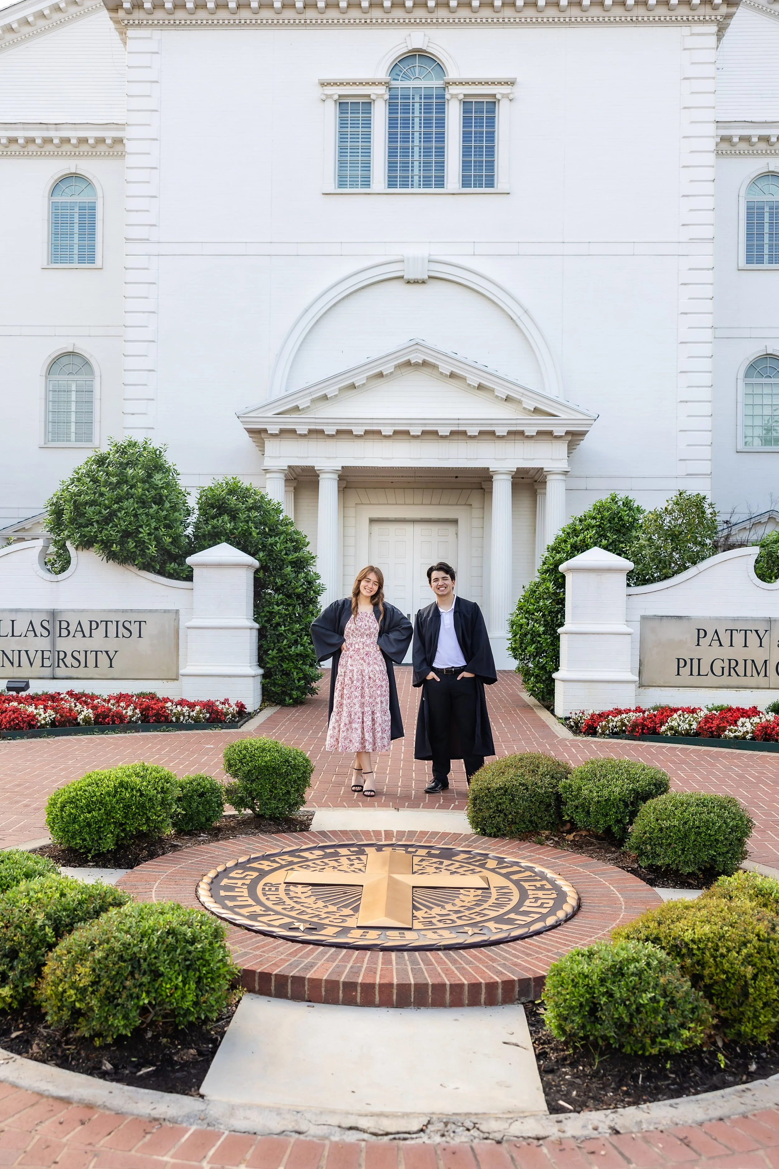 graduation-photo-ideas-to-celebrate-dallas-photographer-siblings