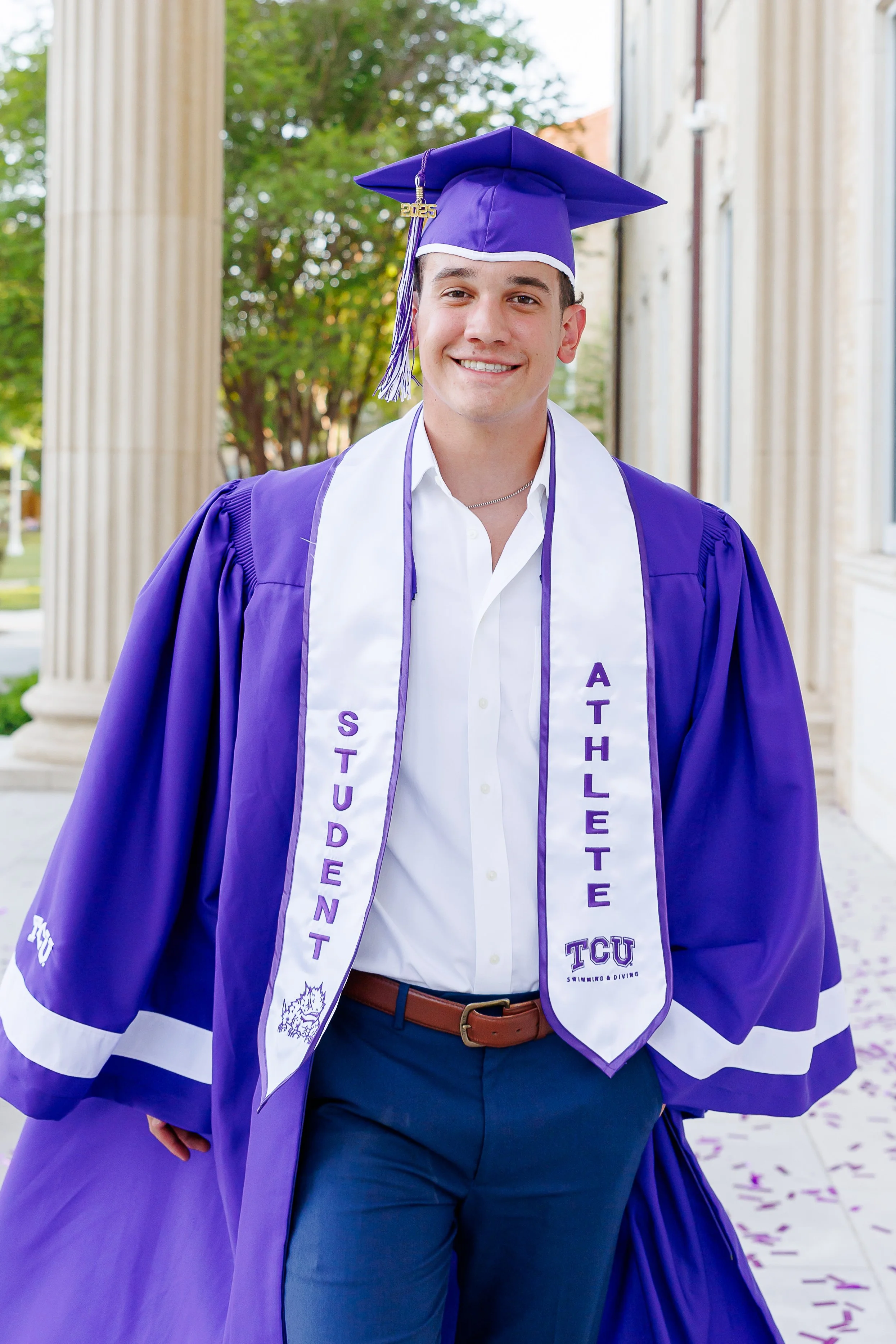 Guide-to-Dallas-Graduation-Photos-Ideas-dallas-graduation-photography