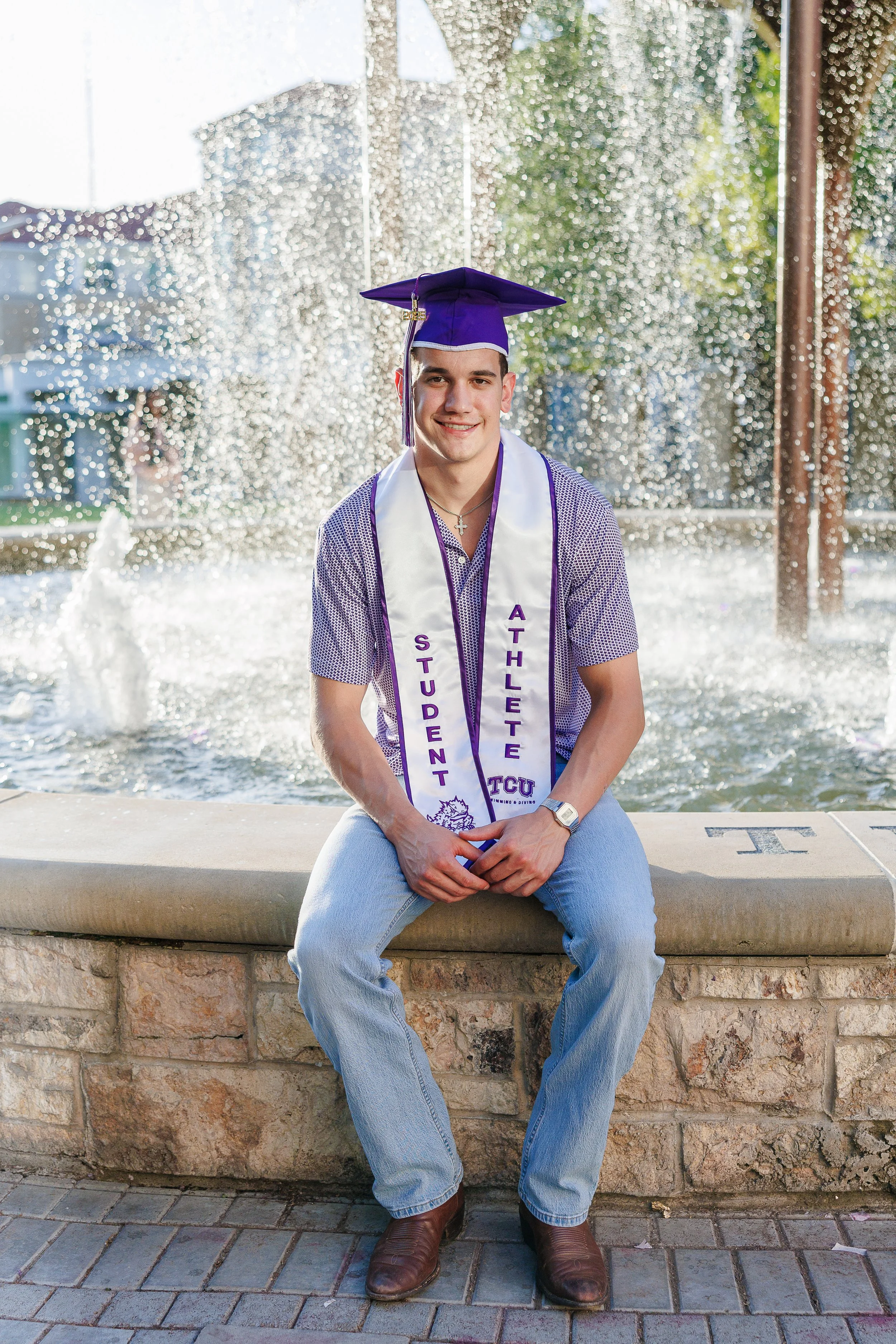 Guide-to-Dallas-Graduation-Photos-Ideas-dallas-senior-photographer