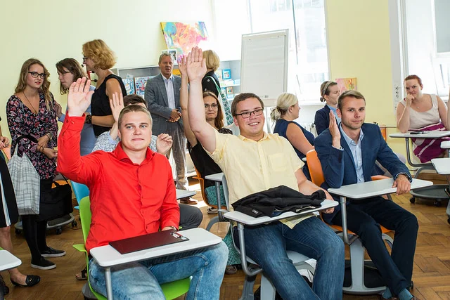 NK töise suve lõpetas tordisöömine koos kiidusõnadega ministrilt ja koolijuhtidelt