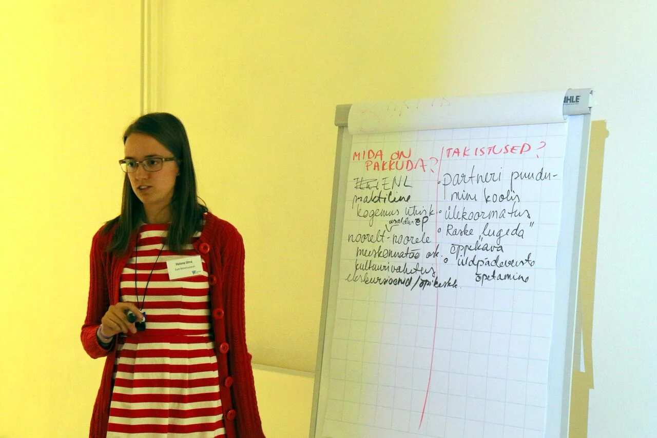 Juured asfaldipragudes