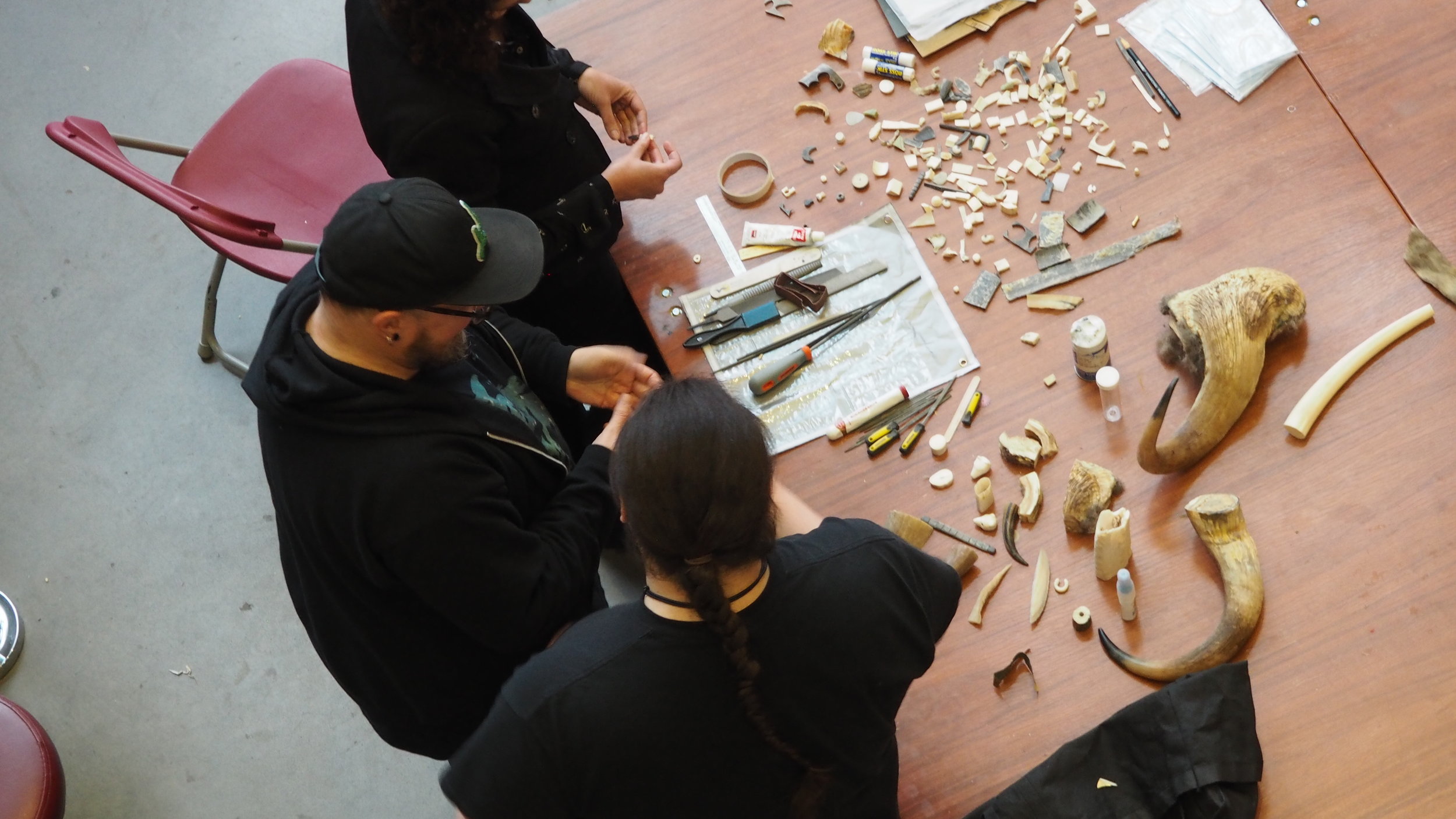  Art Hive workshop, “Working with Northern Organic Materials and Jewelry Construction,” Concordia University, April 26, 2019. 
