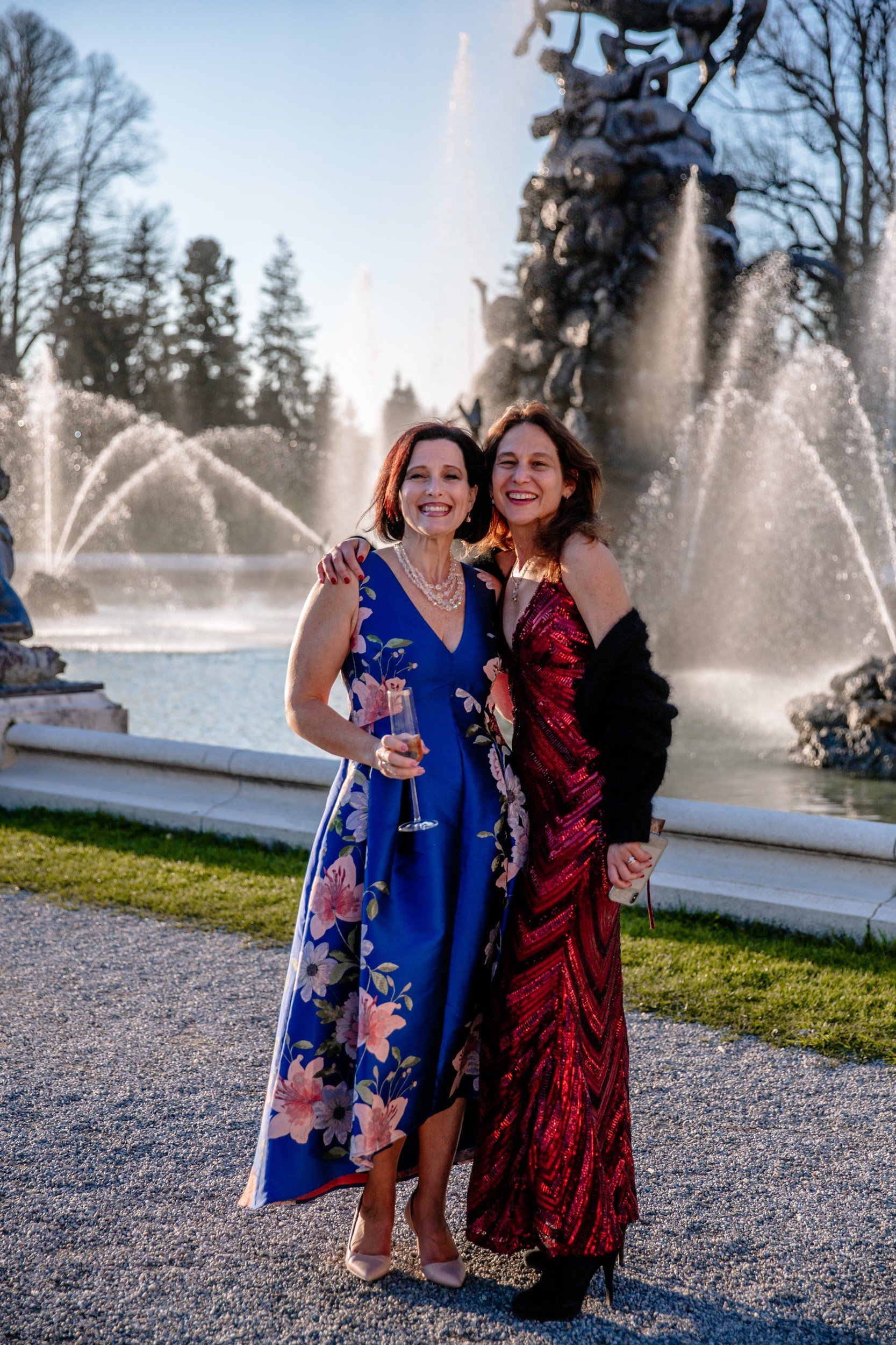 2+Women+in+front+of+Fountain.jpg