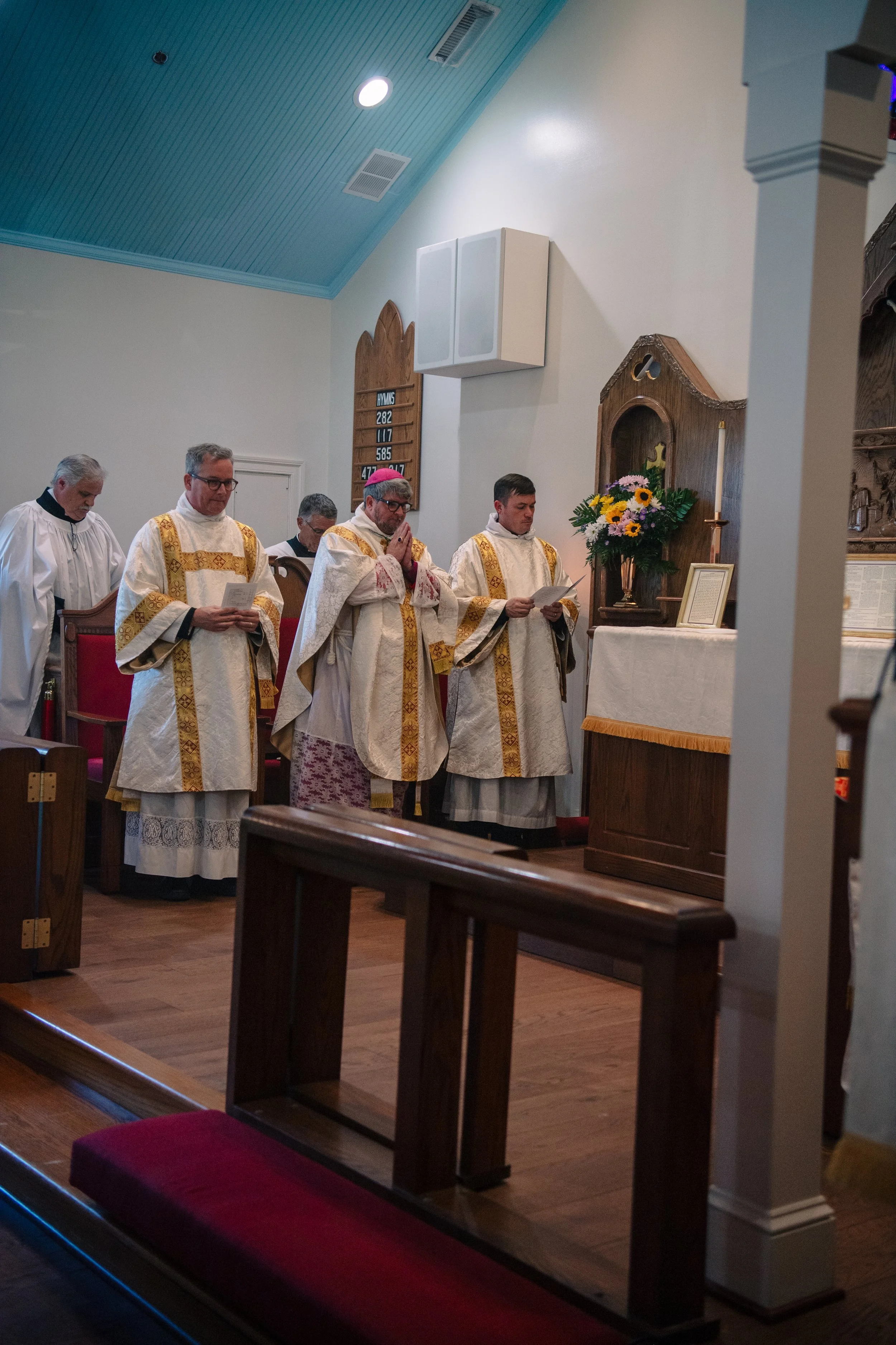 StPaulsThursdayMass-17.jpg
