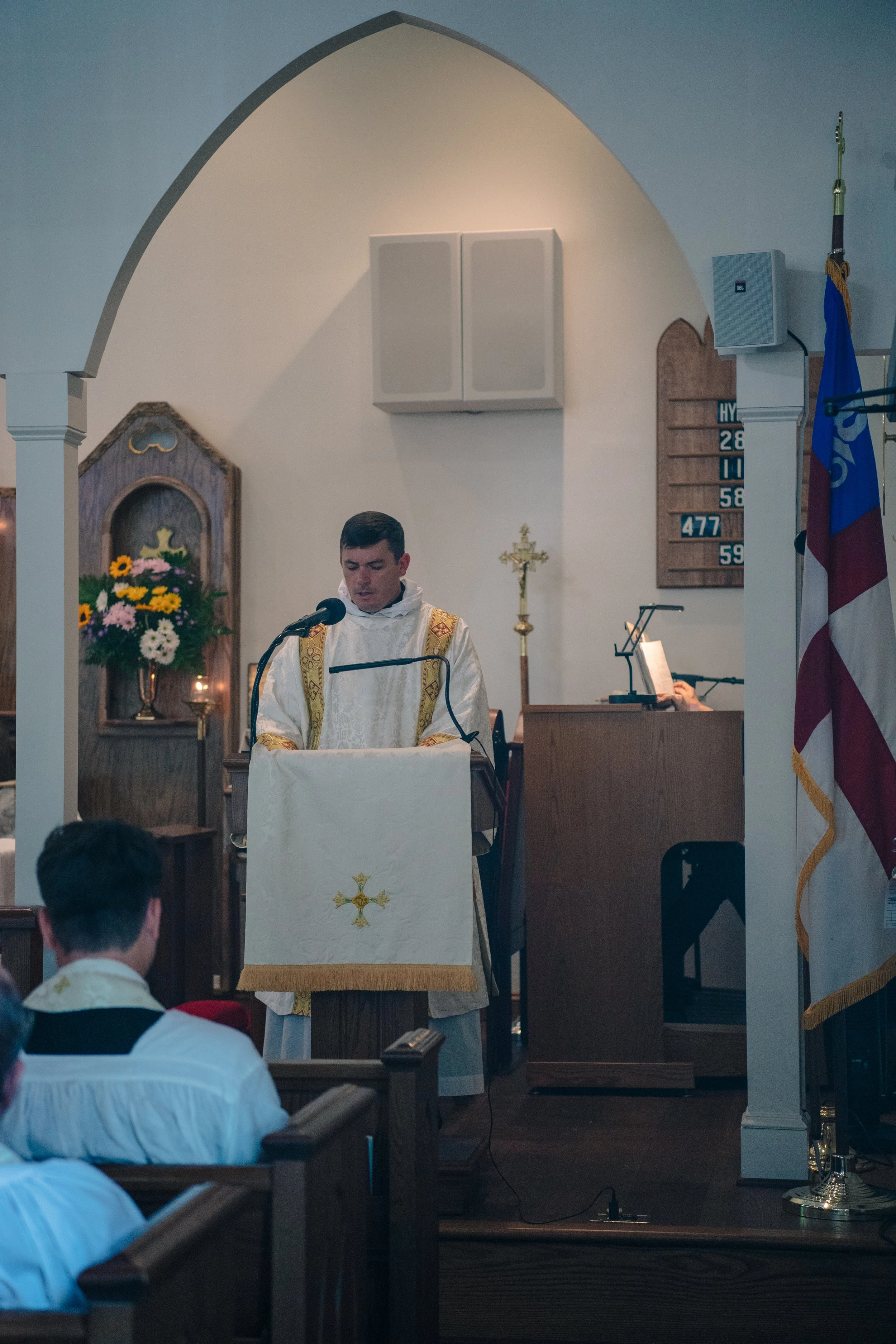 StPaulsThursdayMass-27.jpg