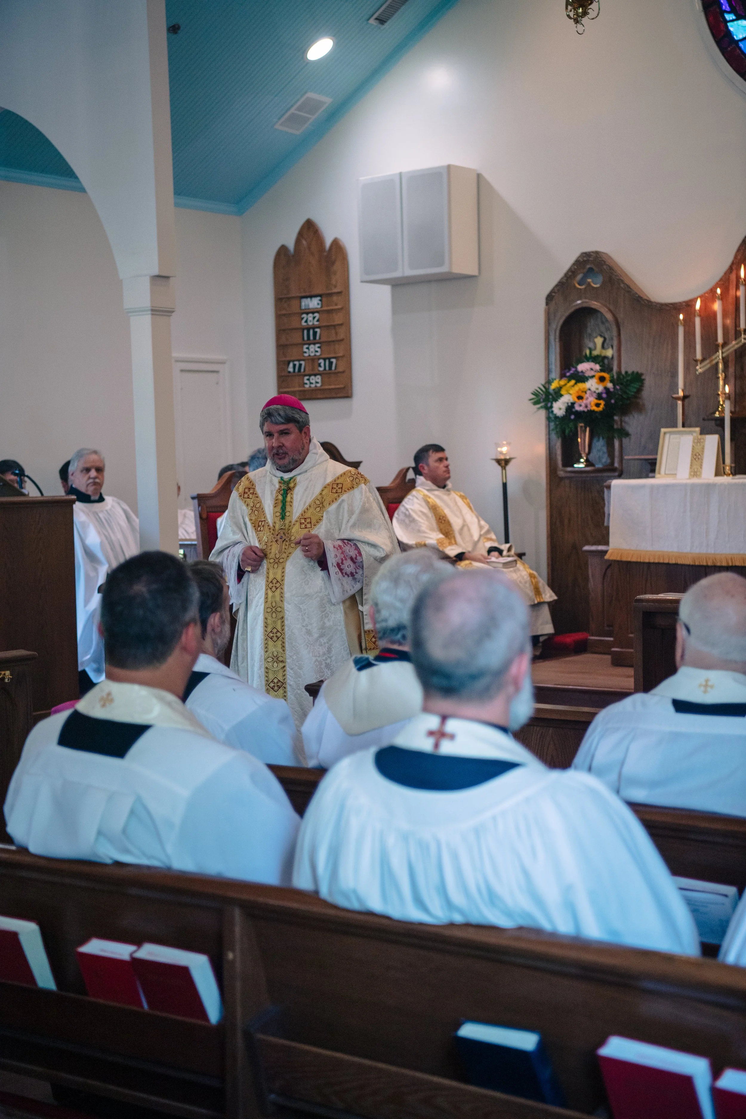 StPaulsThursdayMass-36.jpg