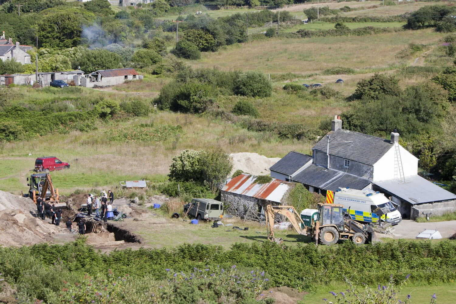  socos investigate the site of a murder, cornwall 