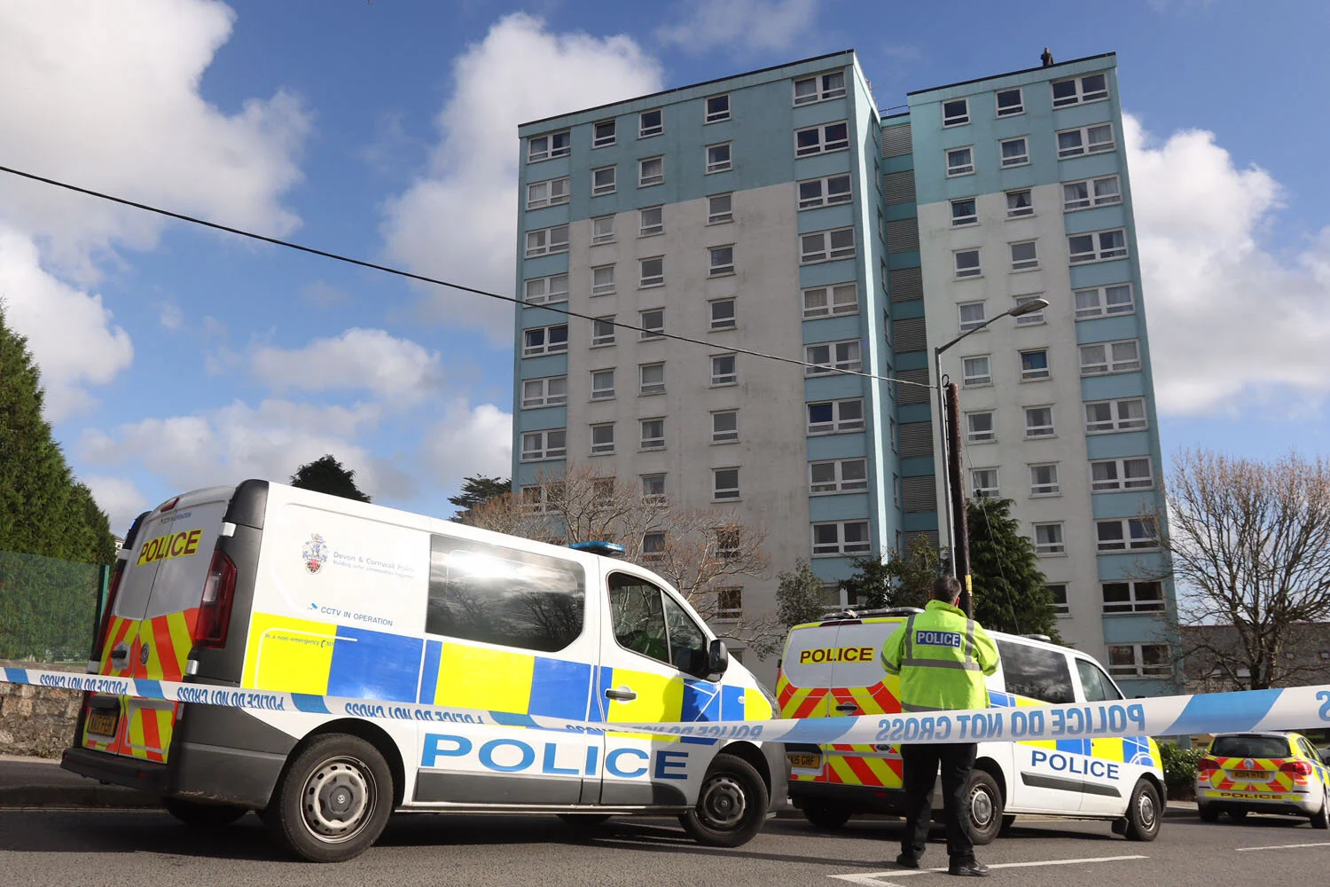  rooftop stand off, st austell 