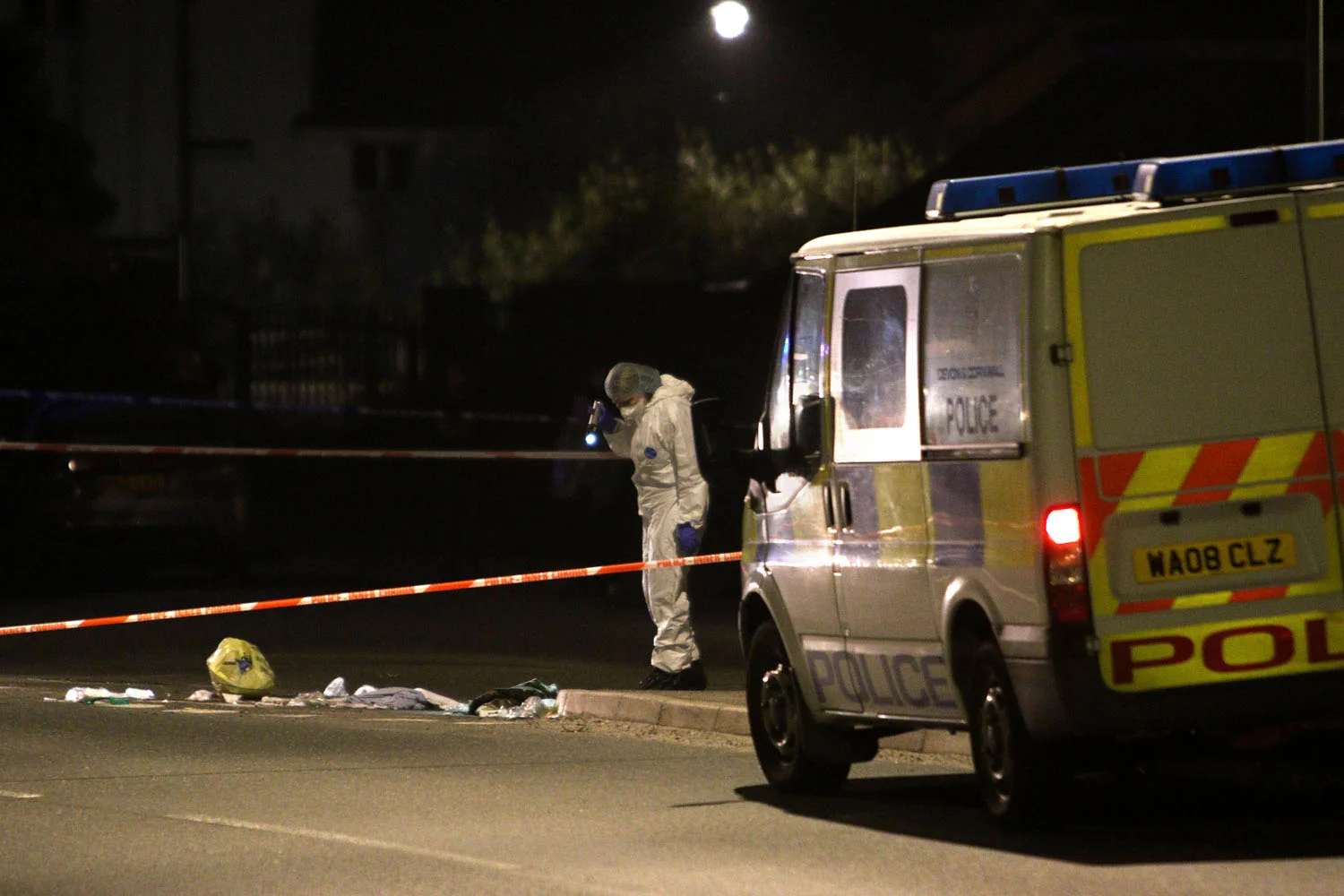  socos investigate the scene of a murder, cornwall 