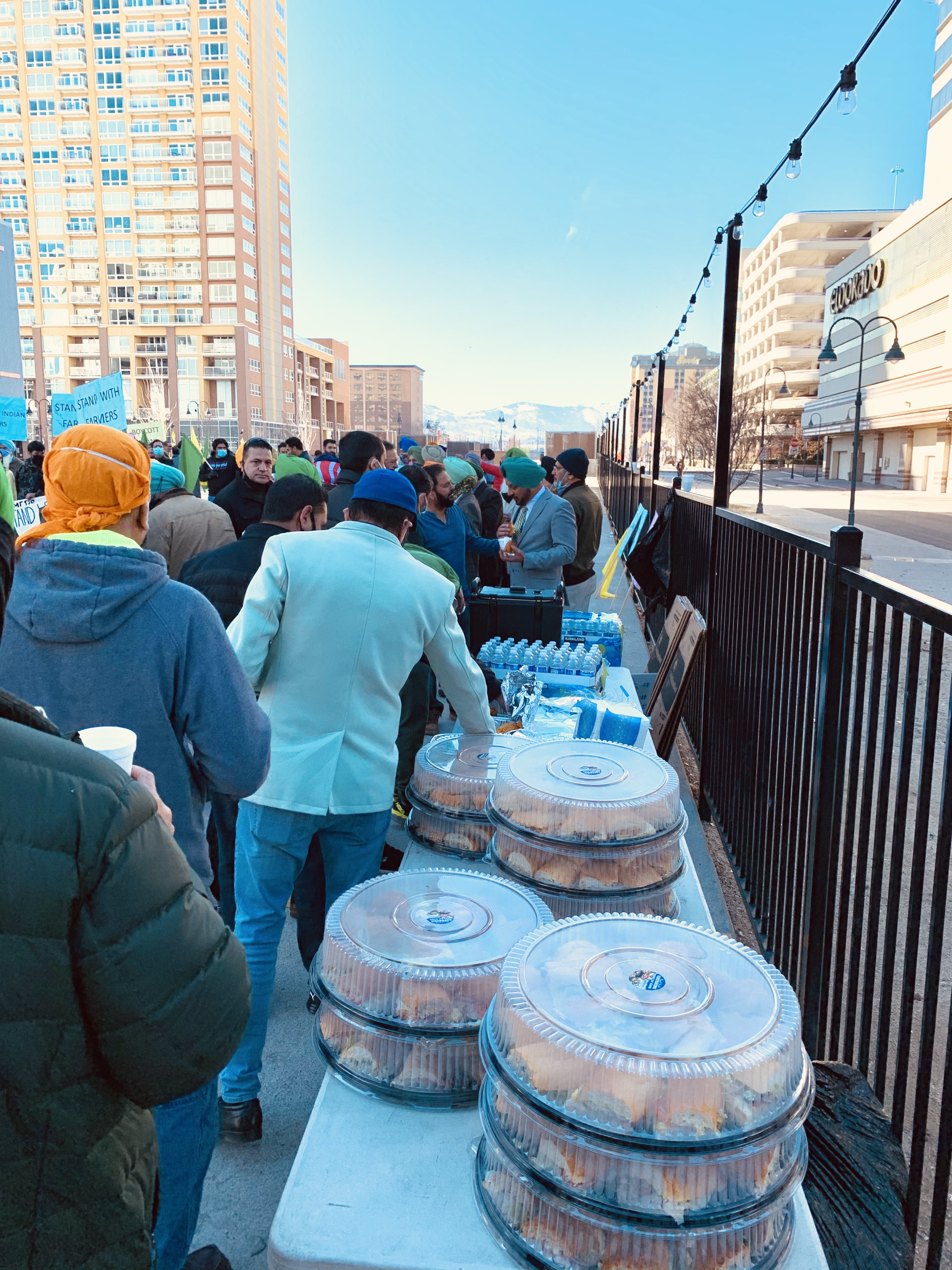 Reno Punjabi-Sikhs in solidarity, supporting farmers in India. #farmerprotest (2020)