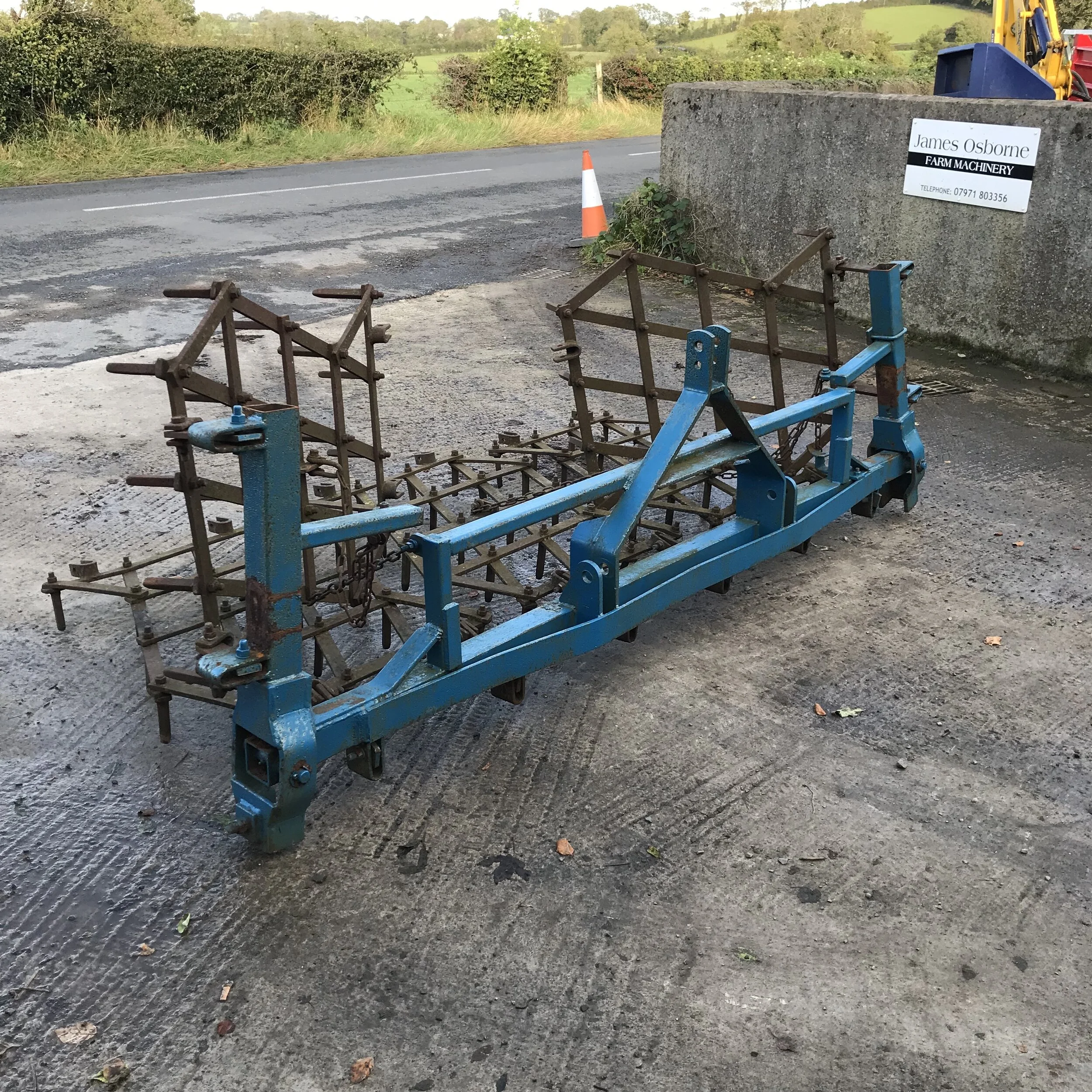 Parmiter 15' Pin Harrow