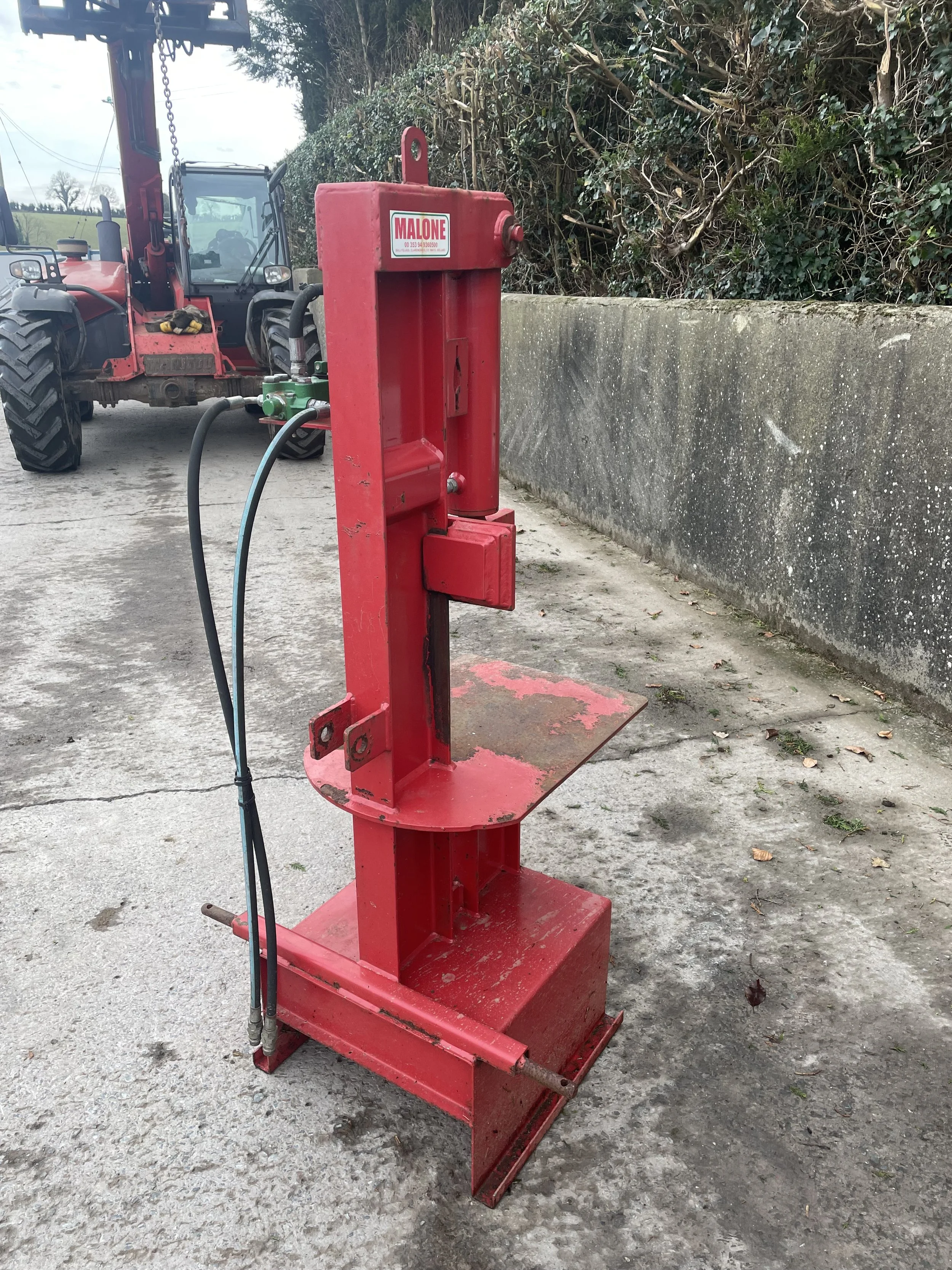 Malone Log Splitter — James Osborne Farm Machinery