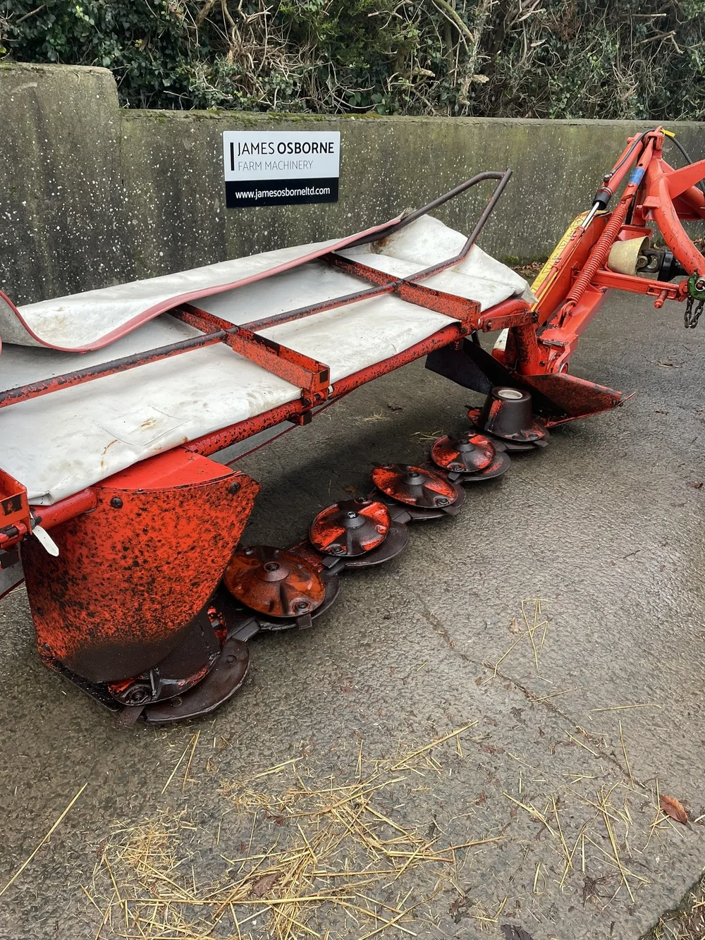 Kuhn GMD 66 Mower — James Osborne Farm Machinery
