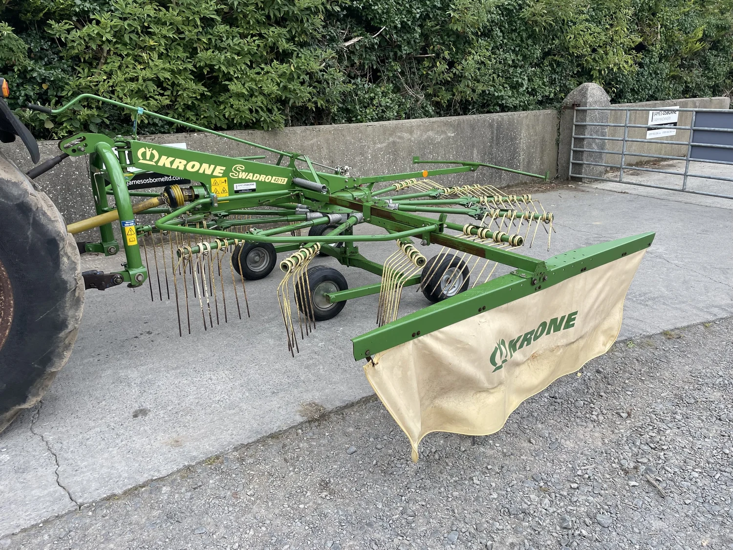 Krone 42/13 Rake — James Osborne Farm Machinery