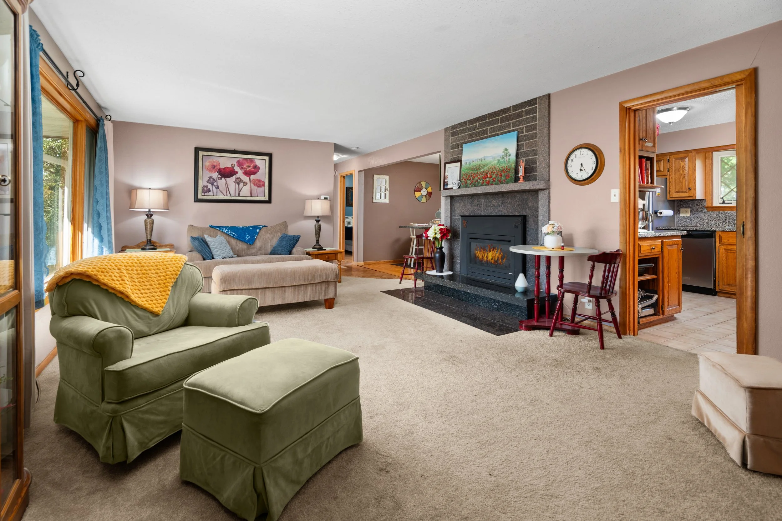 20250922-391_1stAveSE_ColdSpring_Interior-10.jpg