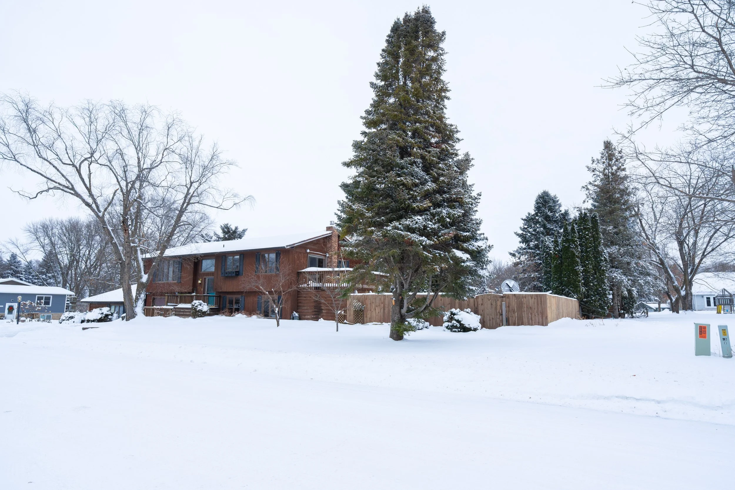 20251211-409_4thStN_Atwater_Exterior-16.jpg