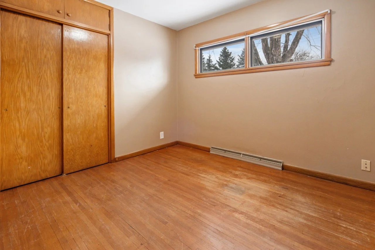 20260103-136_24thAveN_StCloud_Interior-9 Large.jpeg