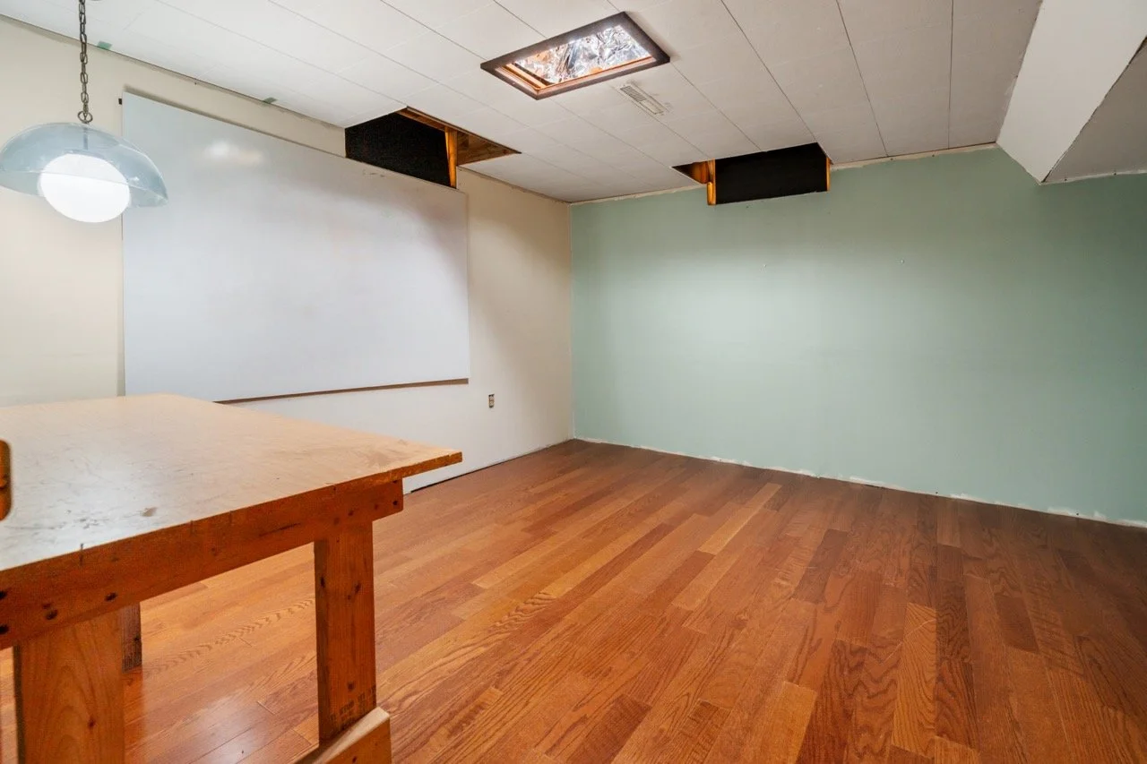 20260103-136_24thAveN_StCloud_Interior-13 Large.jpeg