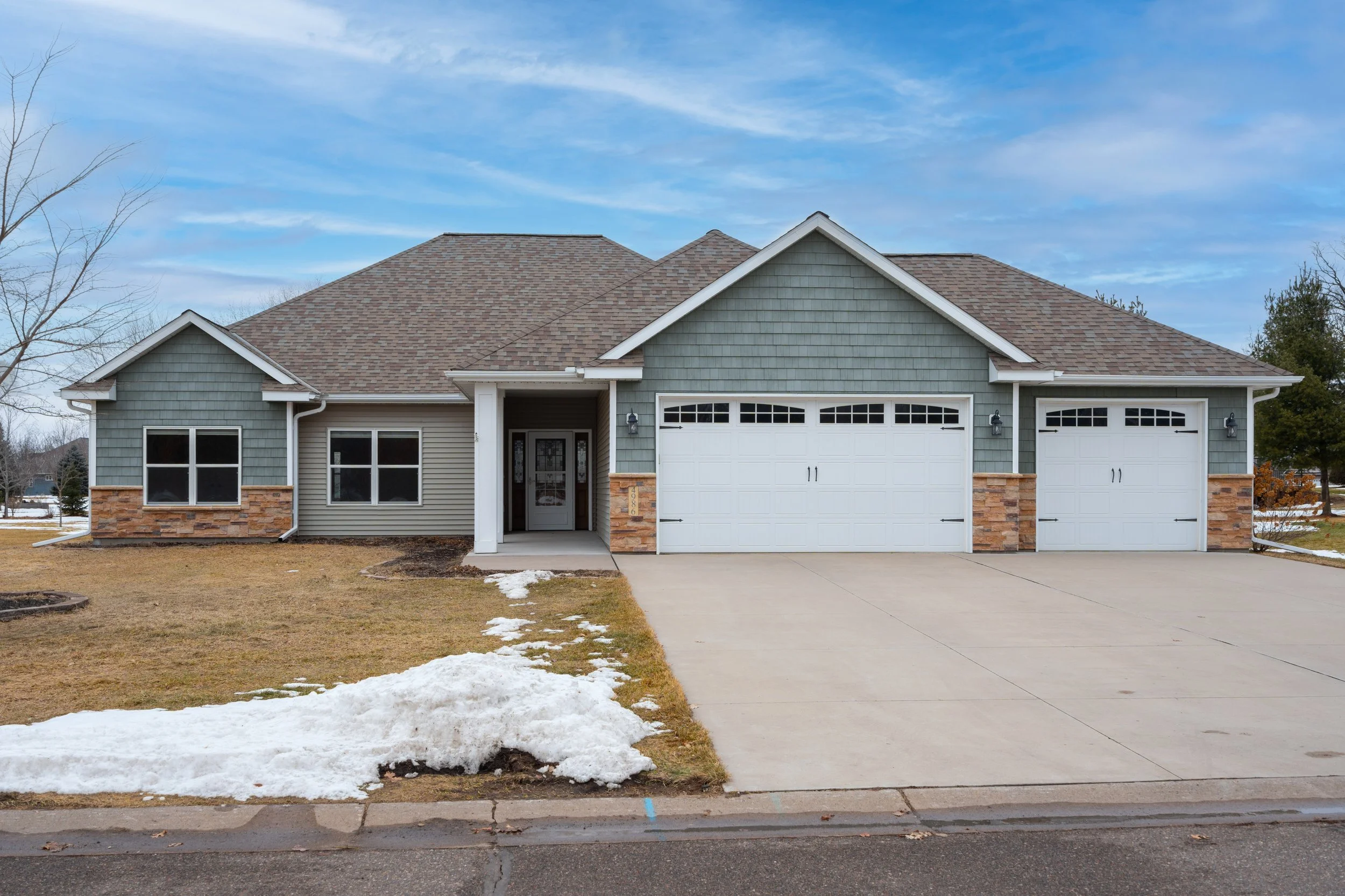 4986 North Branch, MN $449,900  OPEN HOUSE 2/28 11-1PM