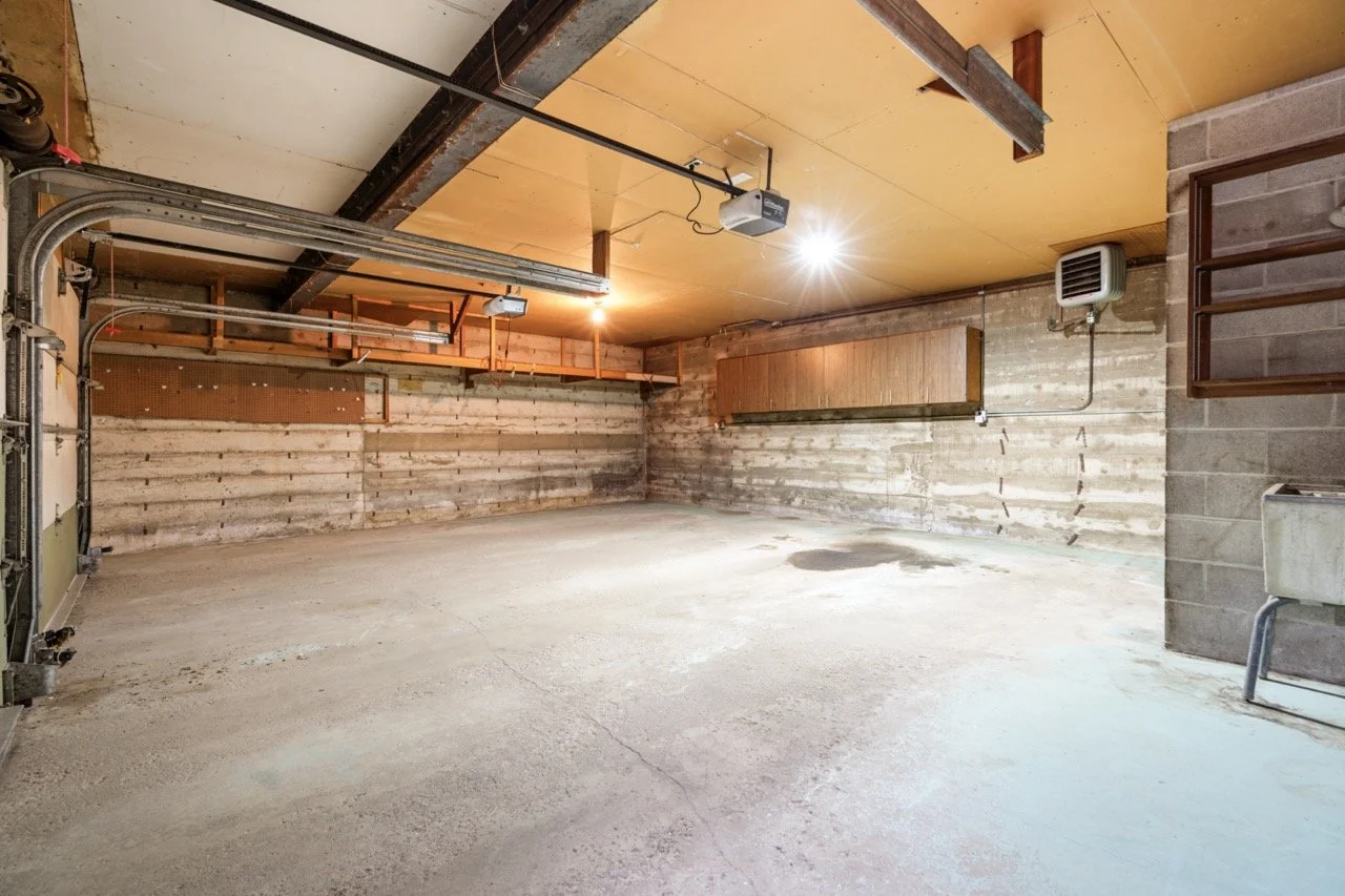 20260423-1770_HillcrestRd_StCloud_Interior-32 Large.jpeg