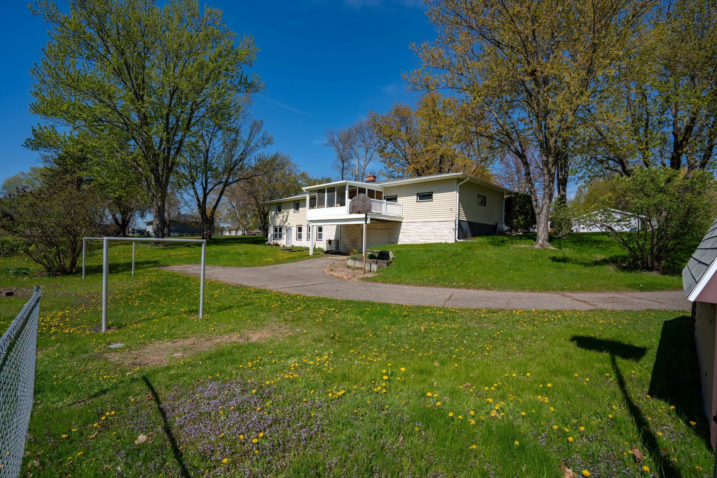 20260511-404_4thStN_SaukRapids_Exterior-9.jpg