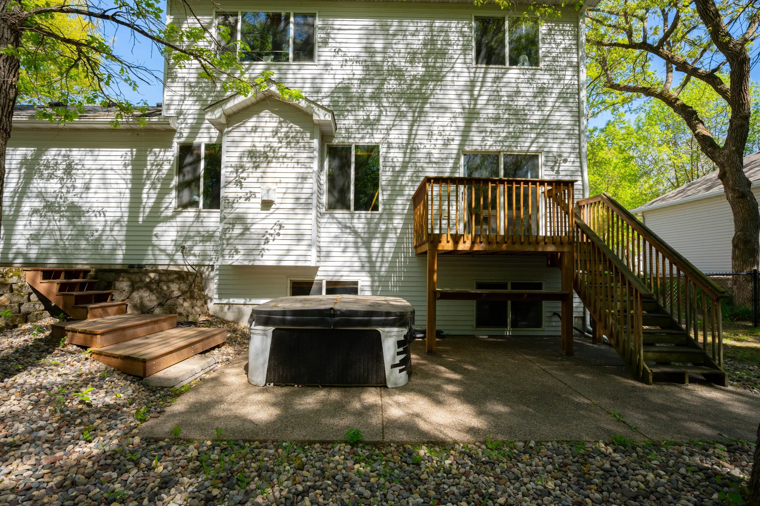 20260520_615_OakwoodDrive_StCloud_Exterior_11.jpg