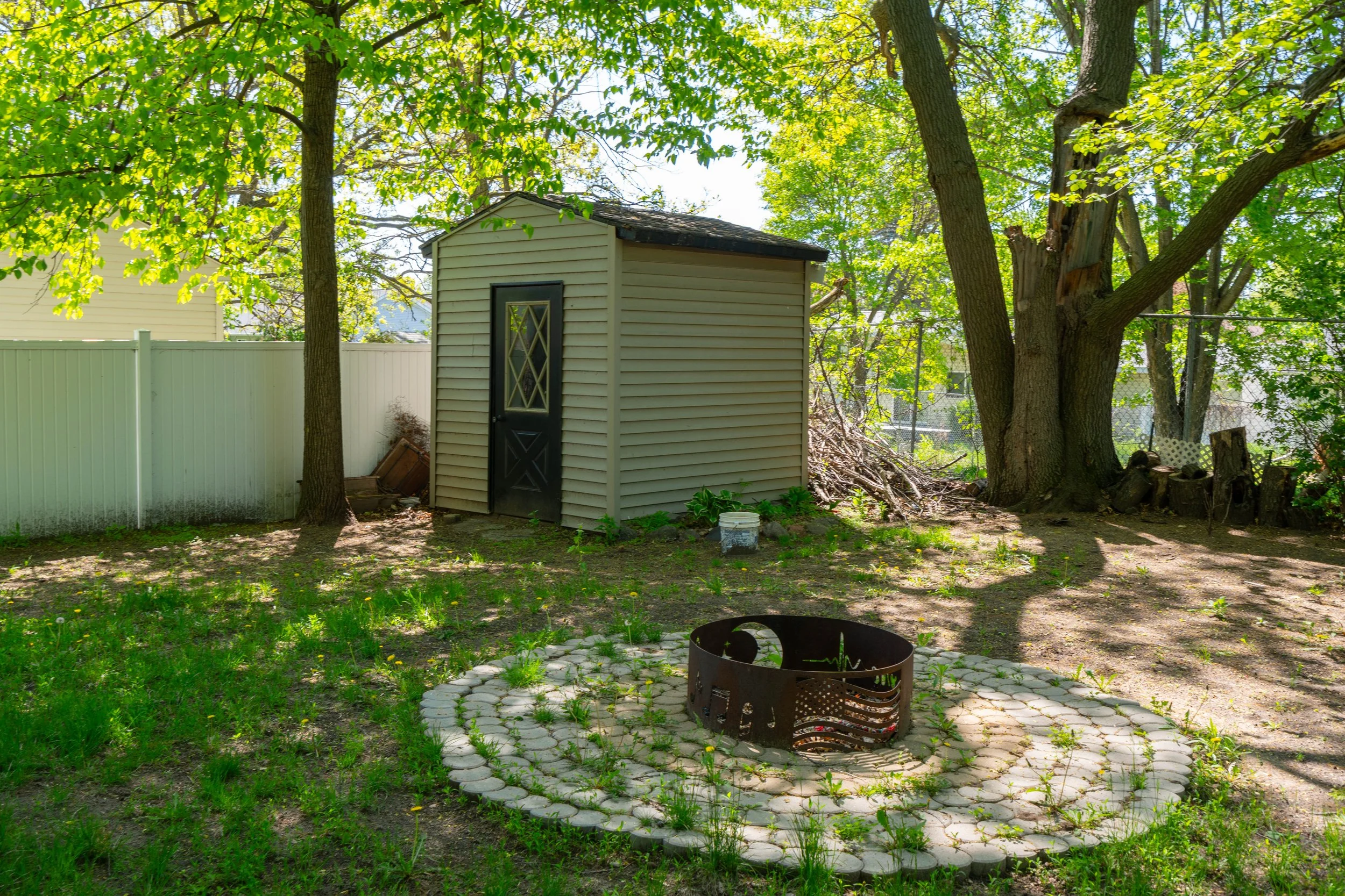 20260525_906_5thAveNE_LittleFalls_Exterior_15.jpg